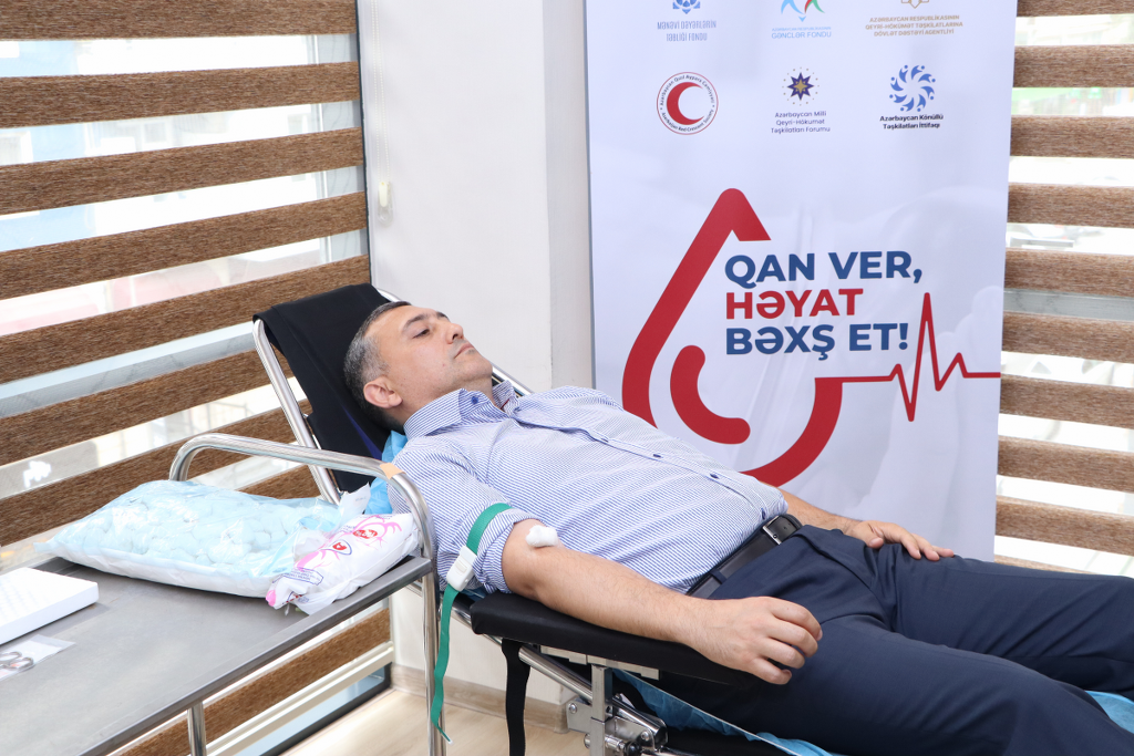 Aşura günü ilə əlaqədar qanvermə aksiyası keçirilib - Image 20