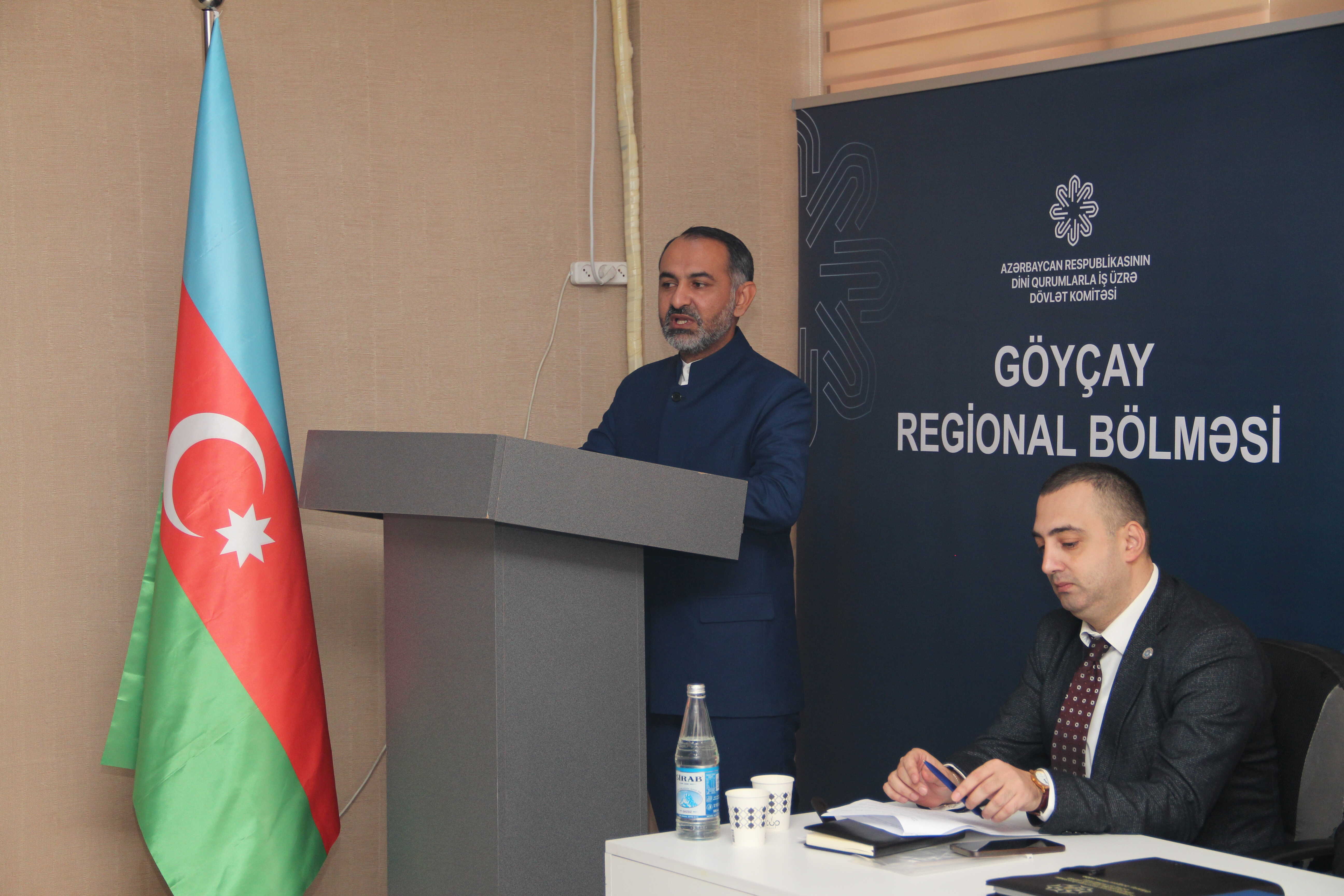 Ucar rayonunda “Vətənpərvərlik və milli–mənəvi dəyərlər” mövzusunda konfrans keçirilib - Image 12