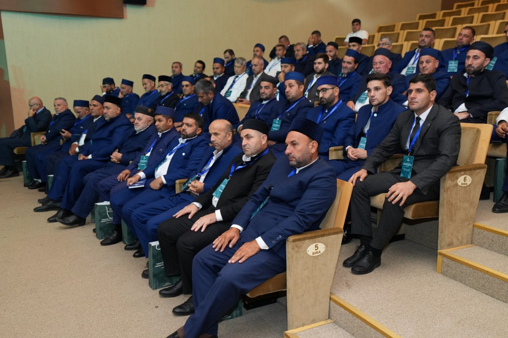 Ağdaşda keçirilən regional konfrans işini yekunlaşdırıb - Image 25
