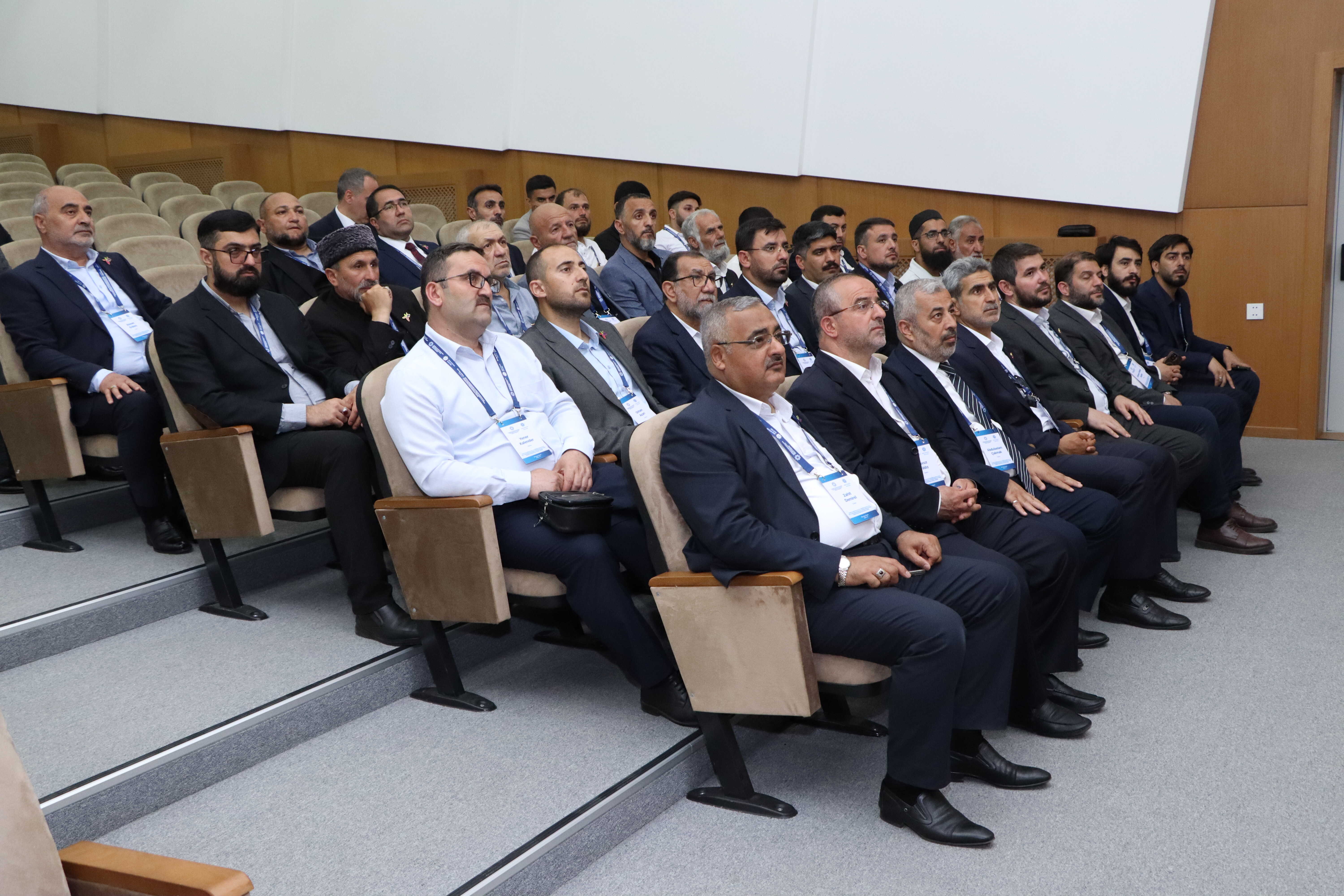Azərbaycan İlahiyyat İnstitutunda din xadimlərindən ibarət nümayəndə heyəti ilə görüş keçirilib - Image 9