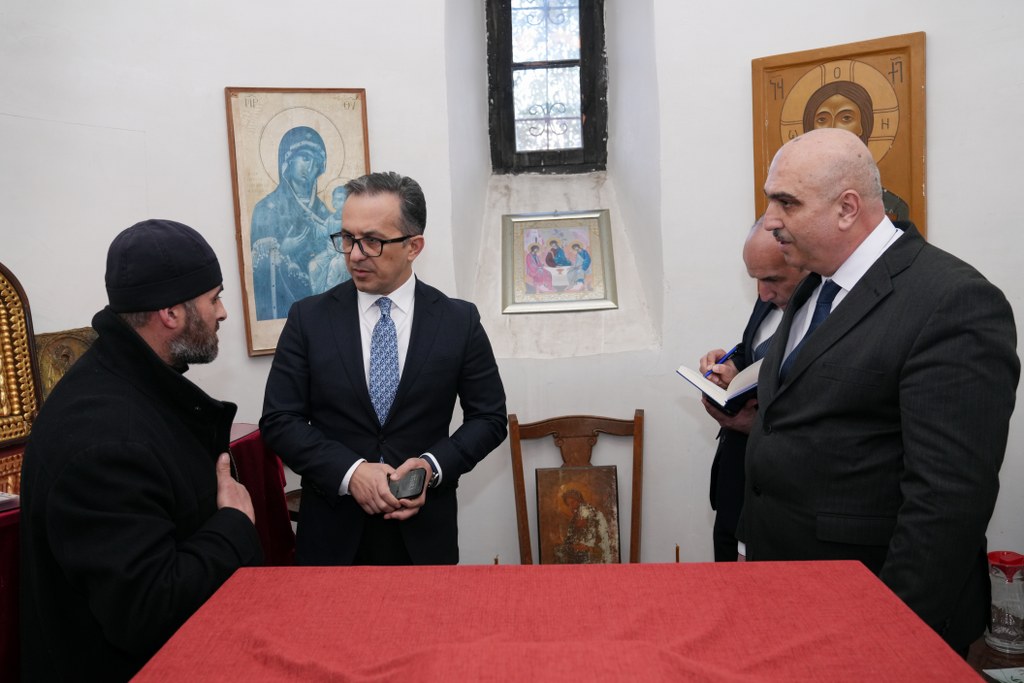 Dövlət Komitəsinin sədri Qaxda yerləşən yerləşən dini ibadətgahların fəaliyyəti ilə tanış olub - Image 6