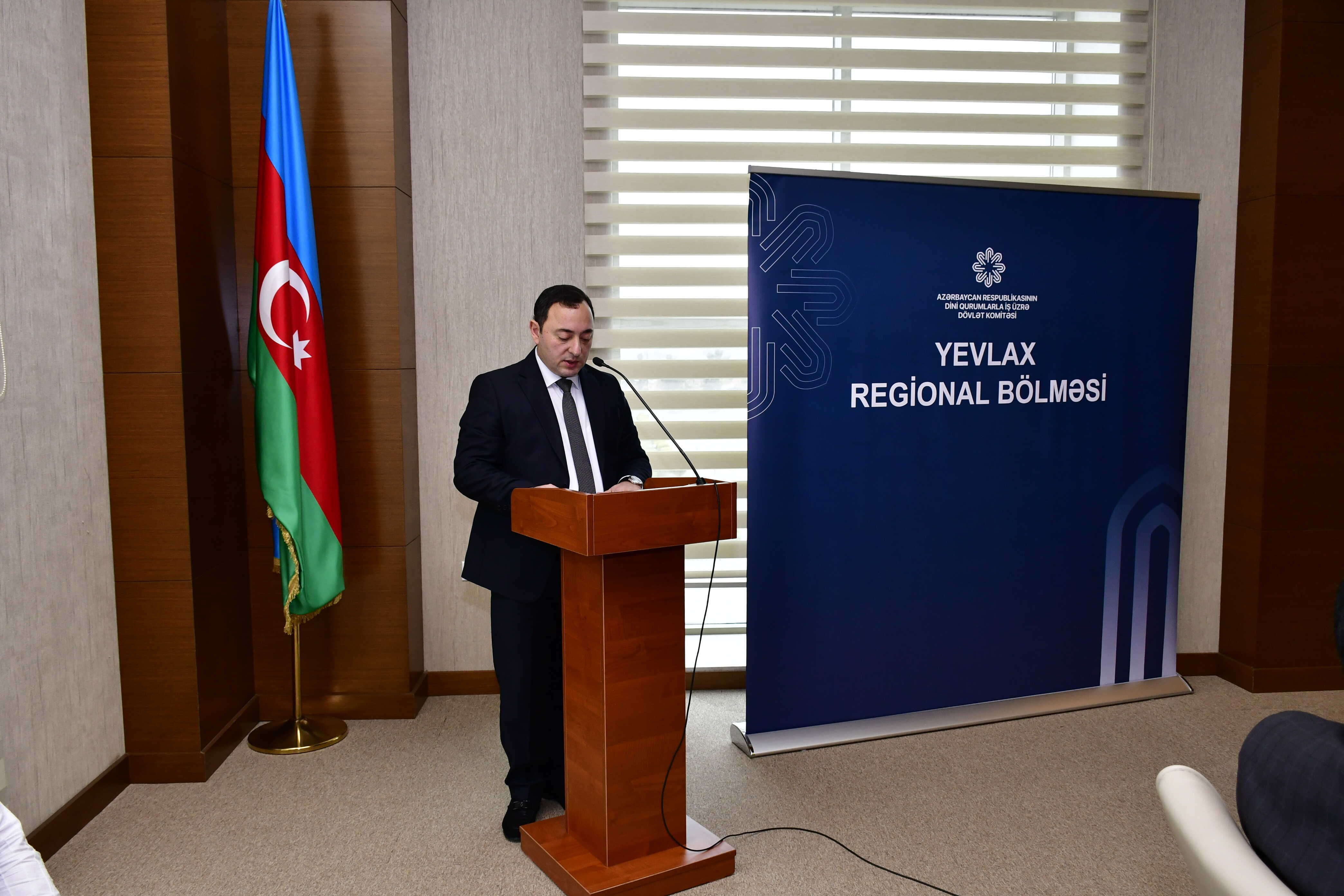 Ağdaşda “Dini məzhəbçilik meyillərinin milli birliyə və dini təhlükəsizliyə təsiri” mövzusunda konfrans keçirilib - Image 6