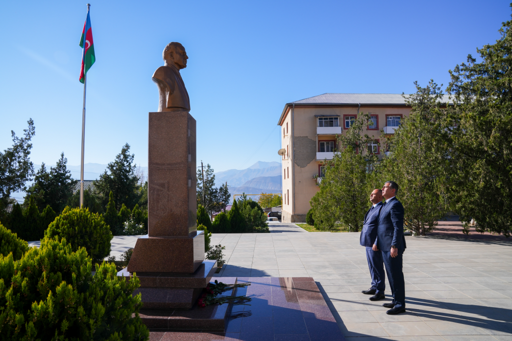 Dövlət Komitəsinin sədri Ordubadda vətəndaşları qəbul edib - Image 1