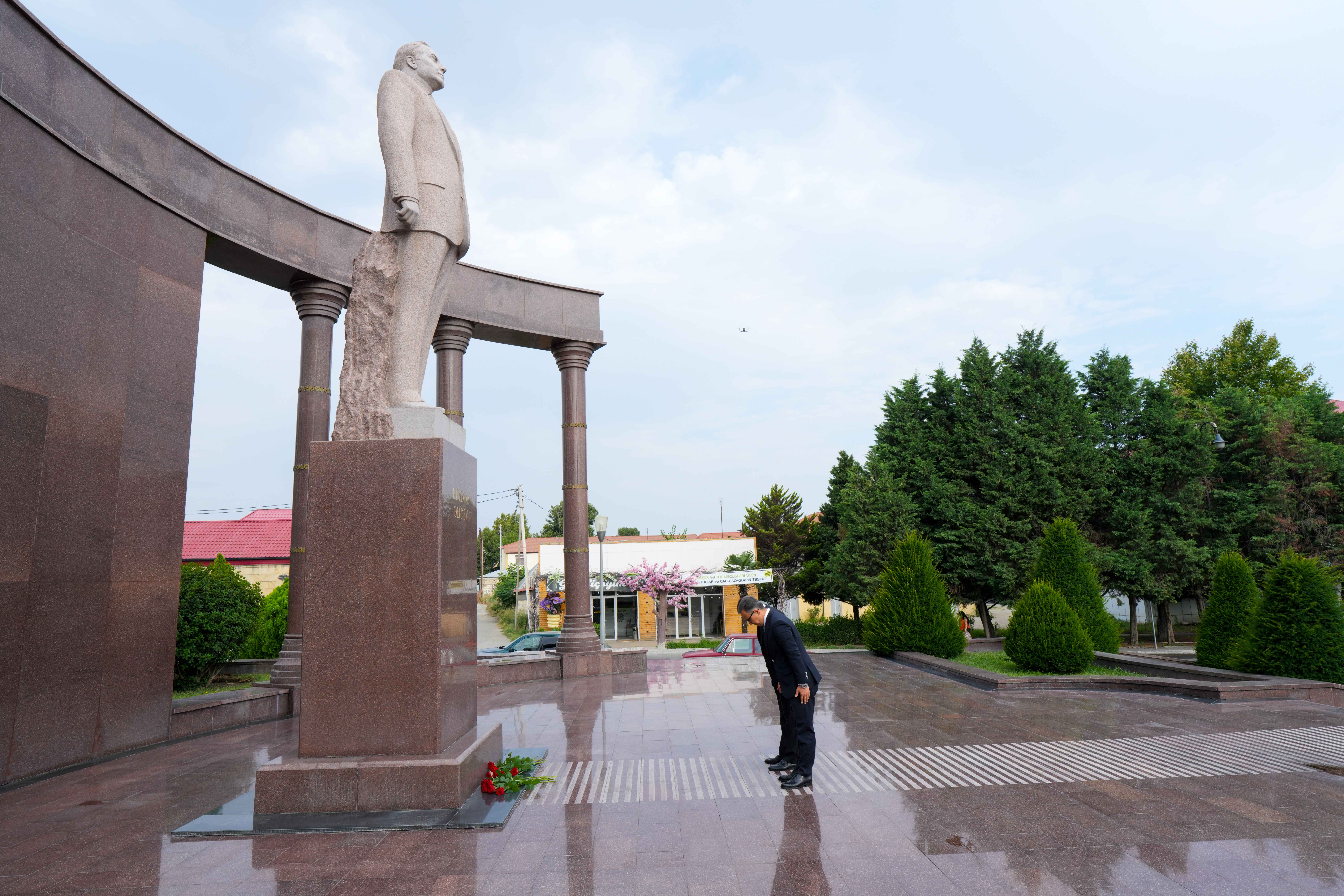Şəmkirdə “Gənclər arasında dini maarifçilik: ənənəvi dəyərlər və rəqəmsal platformalar” mövzusunda regional konfrans keçirilir - Image 3
