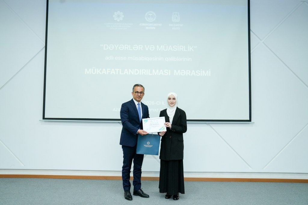 “Dəyərlər və müasirlik” adlı esse müsabiqəsinin qalibləri mükafatlandırılıb - Image 10