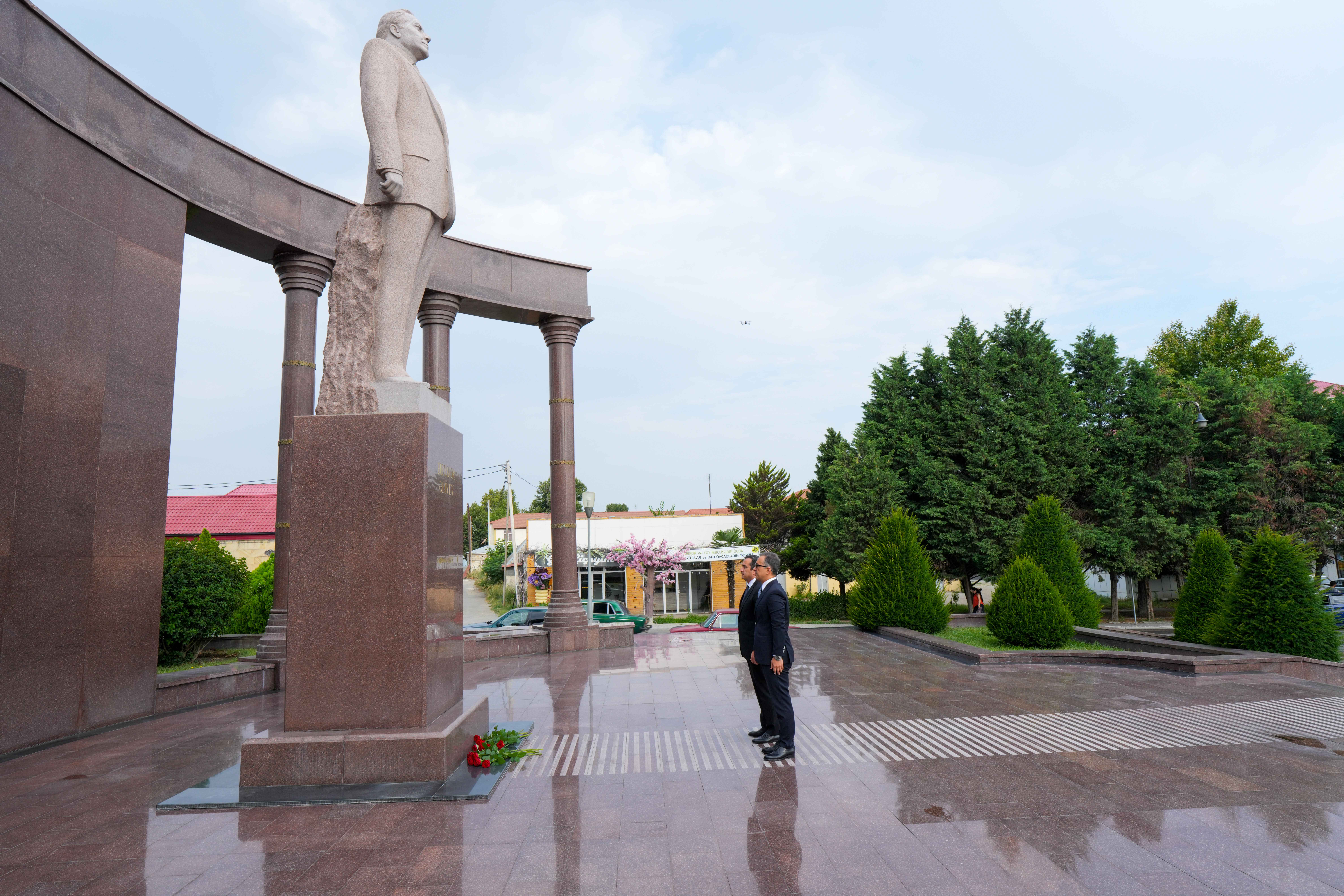 Şəmkirdə “Gənclər arasında dini maarifçilik: ənənəvi dəyərlər və rəqəmsal platformalar” mövzusunda regional konfrans keçirilir - Image 2