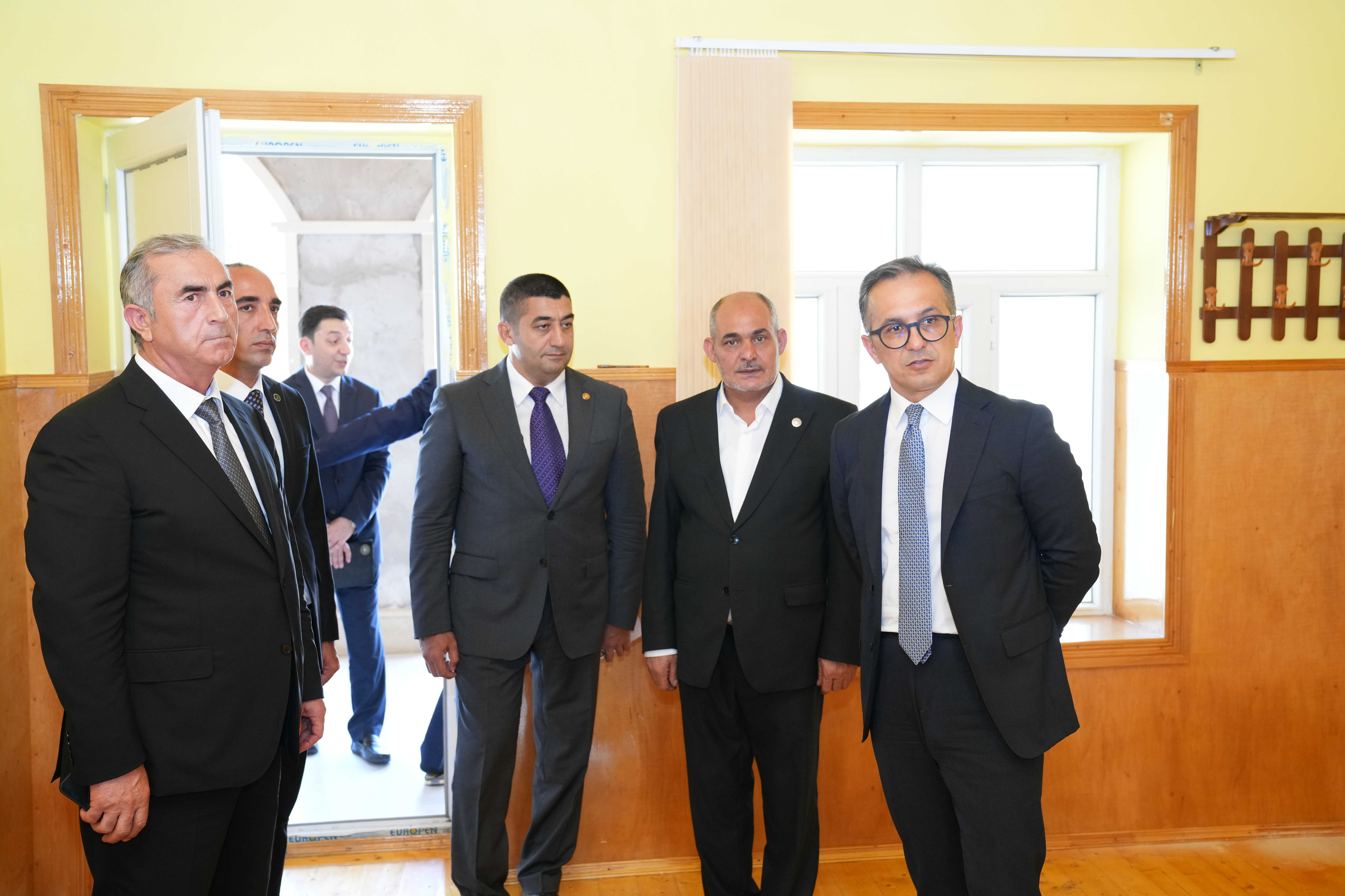 Dövlət Komitəsinin sədri Hacıqabul rayonundakı məscidləri ziyarət edib - Image 8