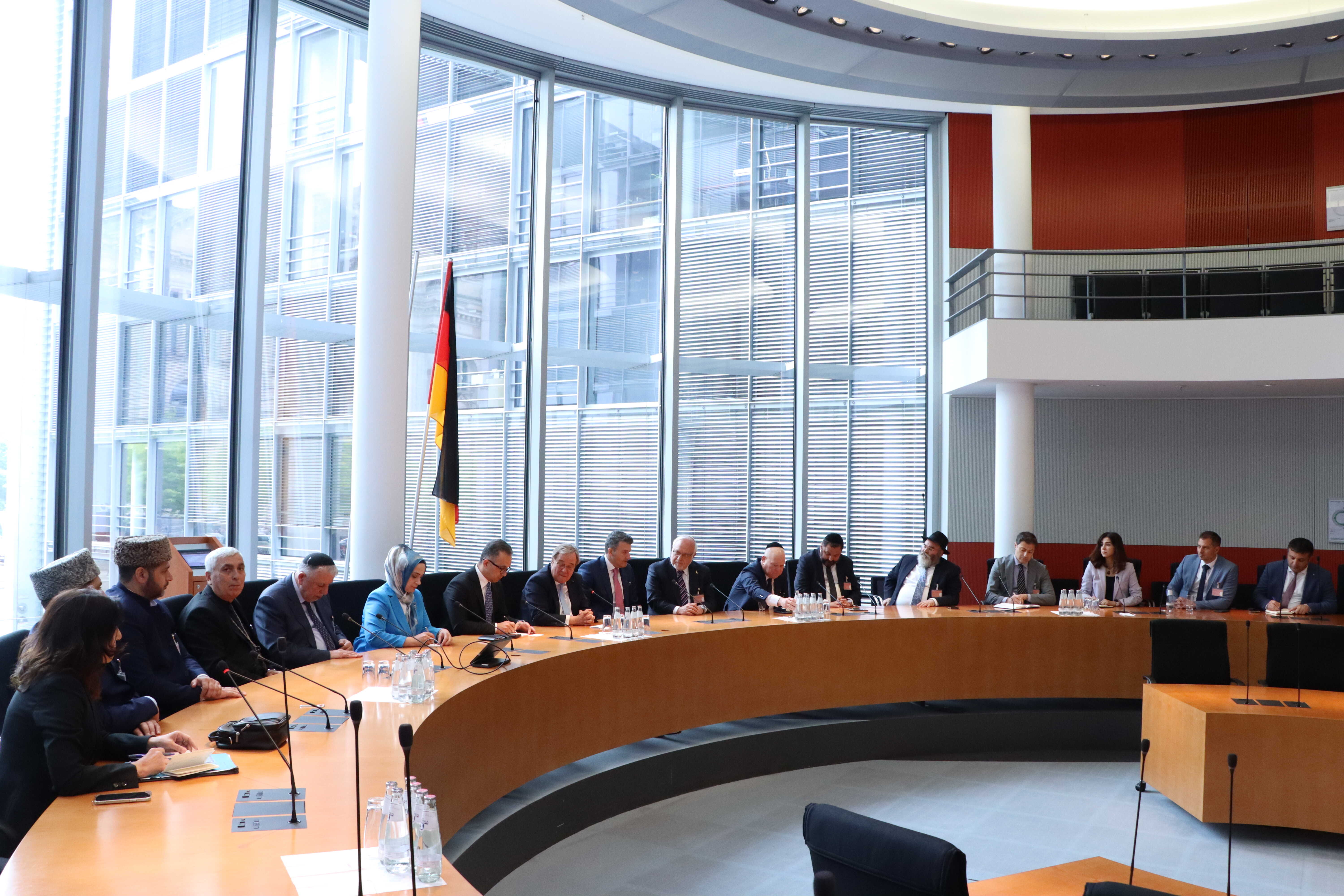 Dövlət Komitəsinin sədri Almaniya Bundestaqında görüş keçirib - Image 17