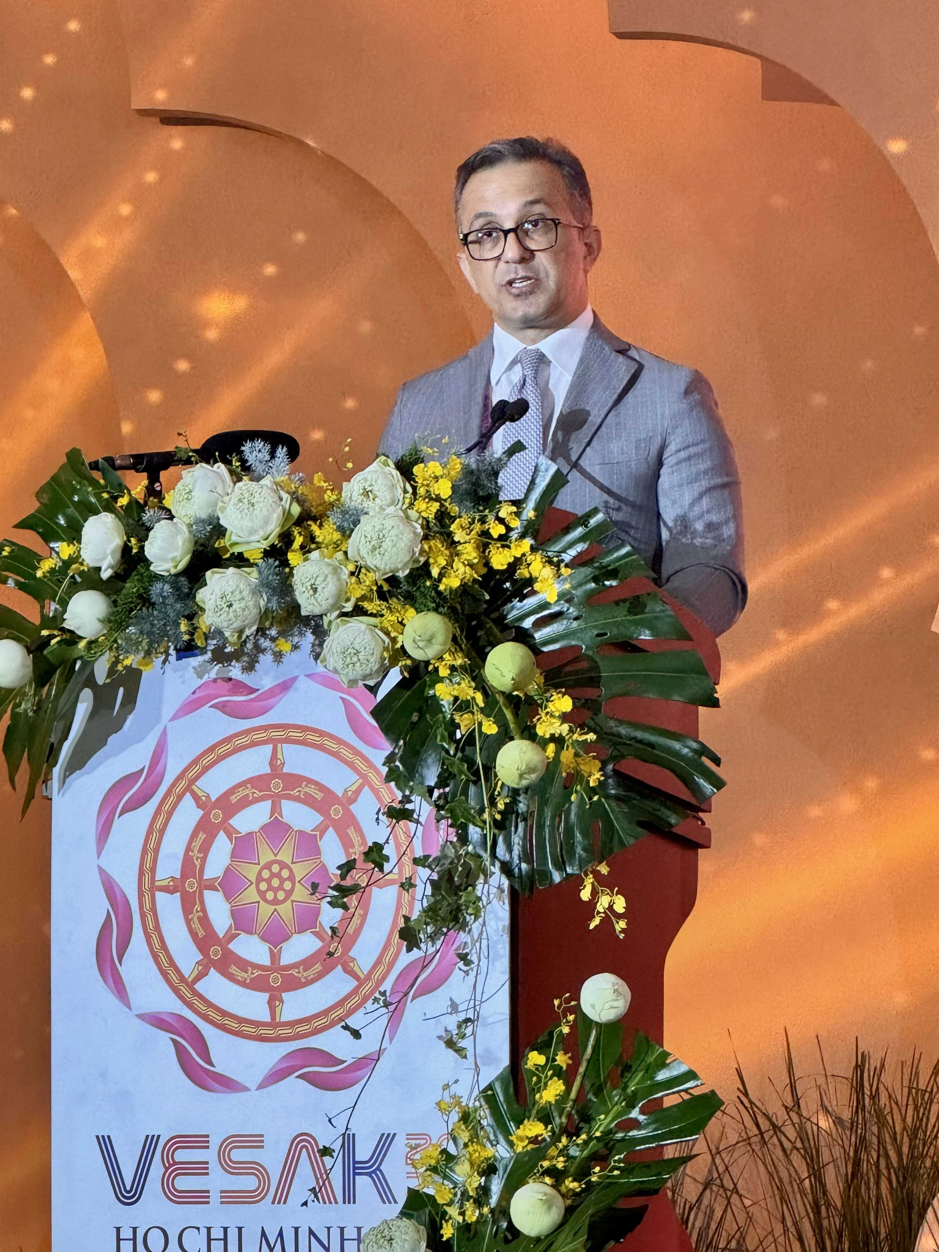 Komitə sədri "20-ci BMT Vesak Günü" münasibətilə keçirilən tədbirdə çıxış edib - Image 7