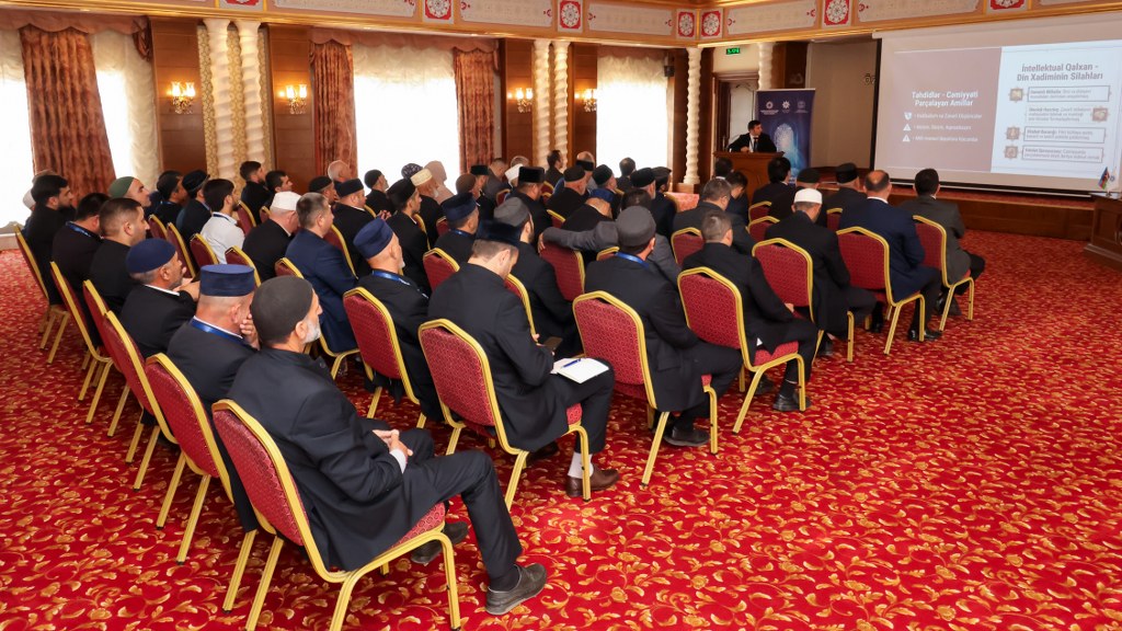 Şamaxıda “Peşəkar dini fəaliyyət: müasir çağırışlar kontekstində” mövzusunda seminar-treninq keçirilib - Image 14