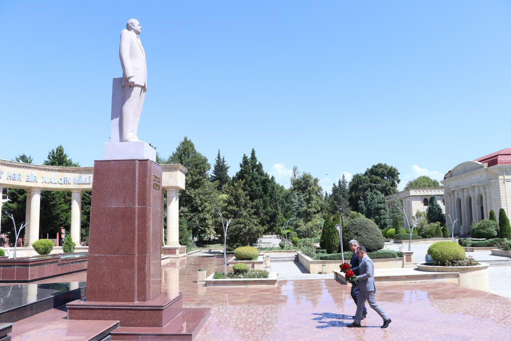 Dövlət Komitəsinin sədri Ağsuda vətəndaşların müraciətlərini dinləyib - Image 19