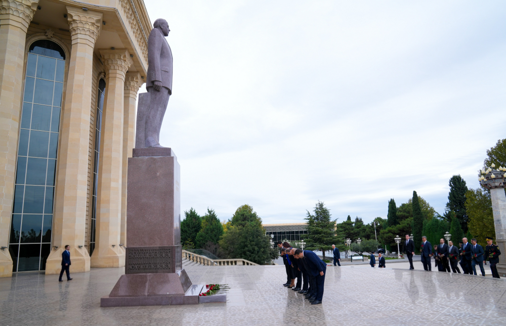 Gəncədə “İnklüziv cəmiyyət quruculuğunda din xadimlərinin rolu” mövzusunda regional konfrans keçirilir - Image 3