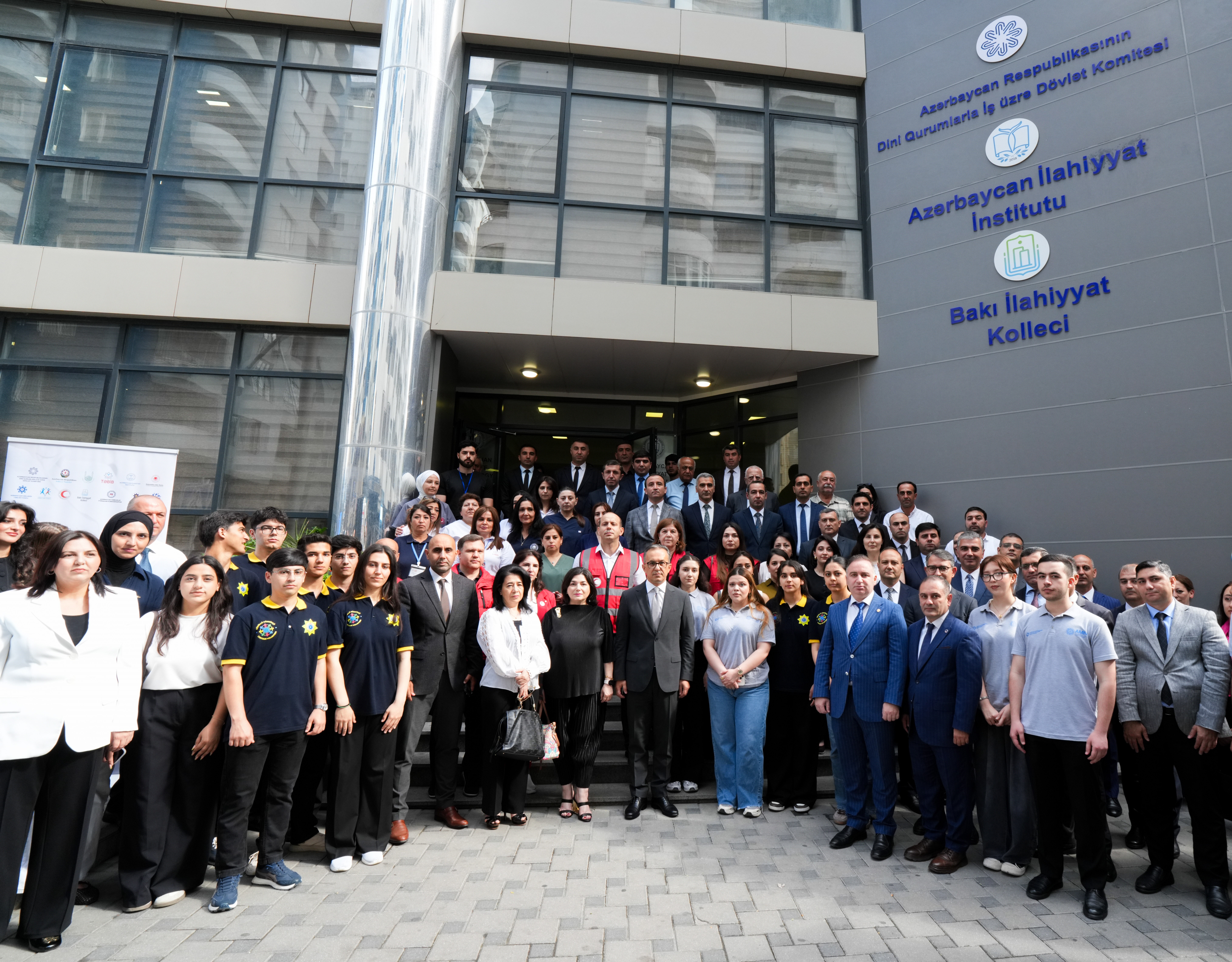 Azərbaycan İlahiyyat İnstitutunda Aşura günü ilə əlaqədar qanvermə aksiyası keçirilir