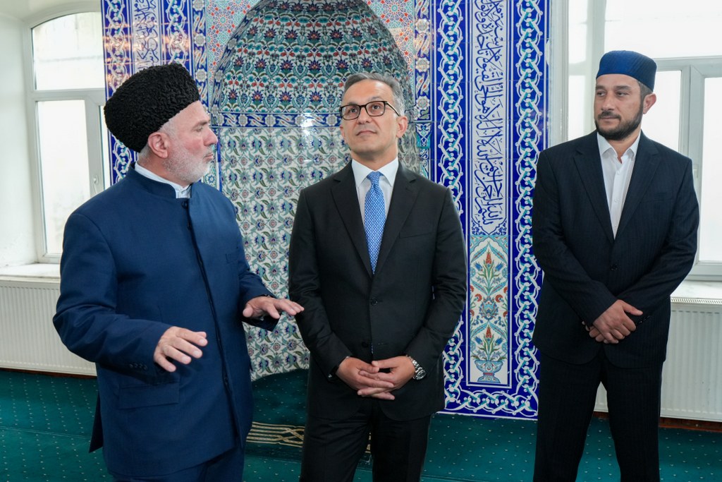 Dövlət Komitəsinin sədri Şəkidə dini icmaların nümayəndələri ilə görüşüb - Image 4