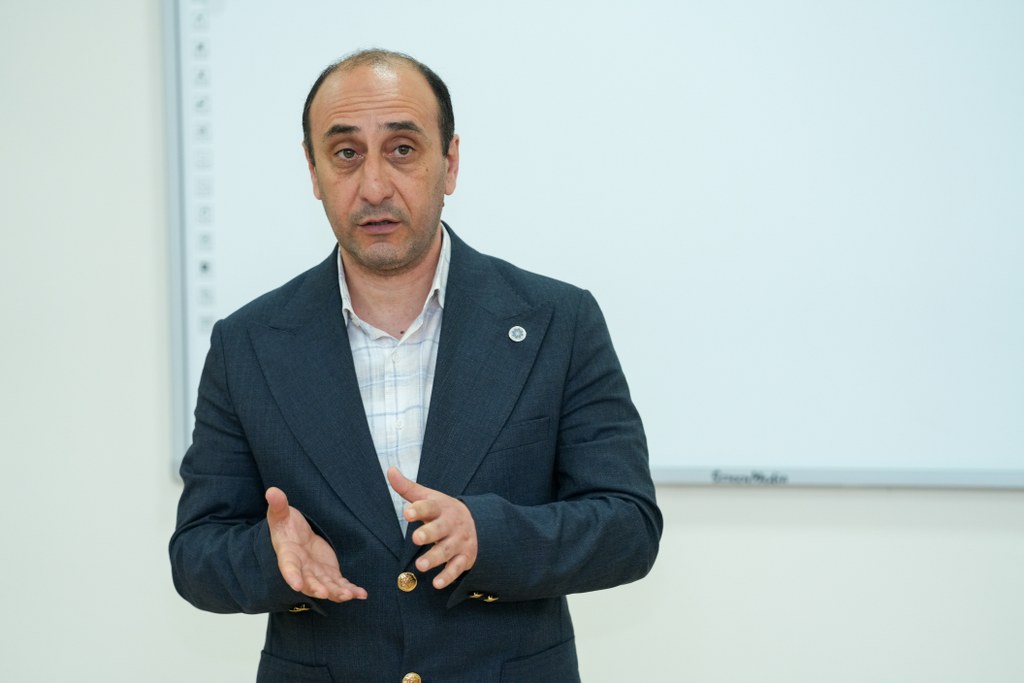 Azərbaycan İlahiyyat İnstitutunda “Ailə dəyərləri” mövzusunda açıq dərs keçirilib - Image 14