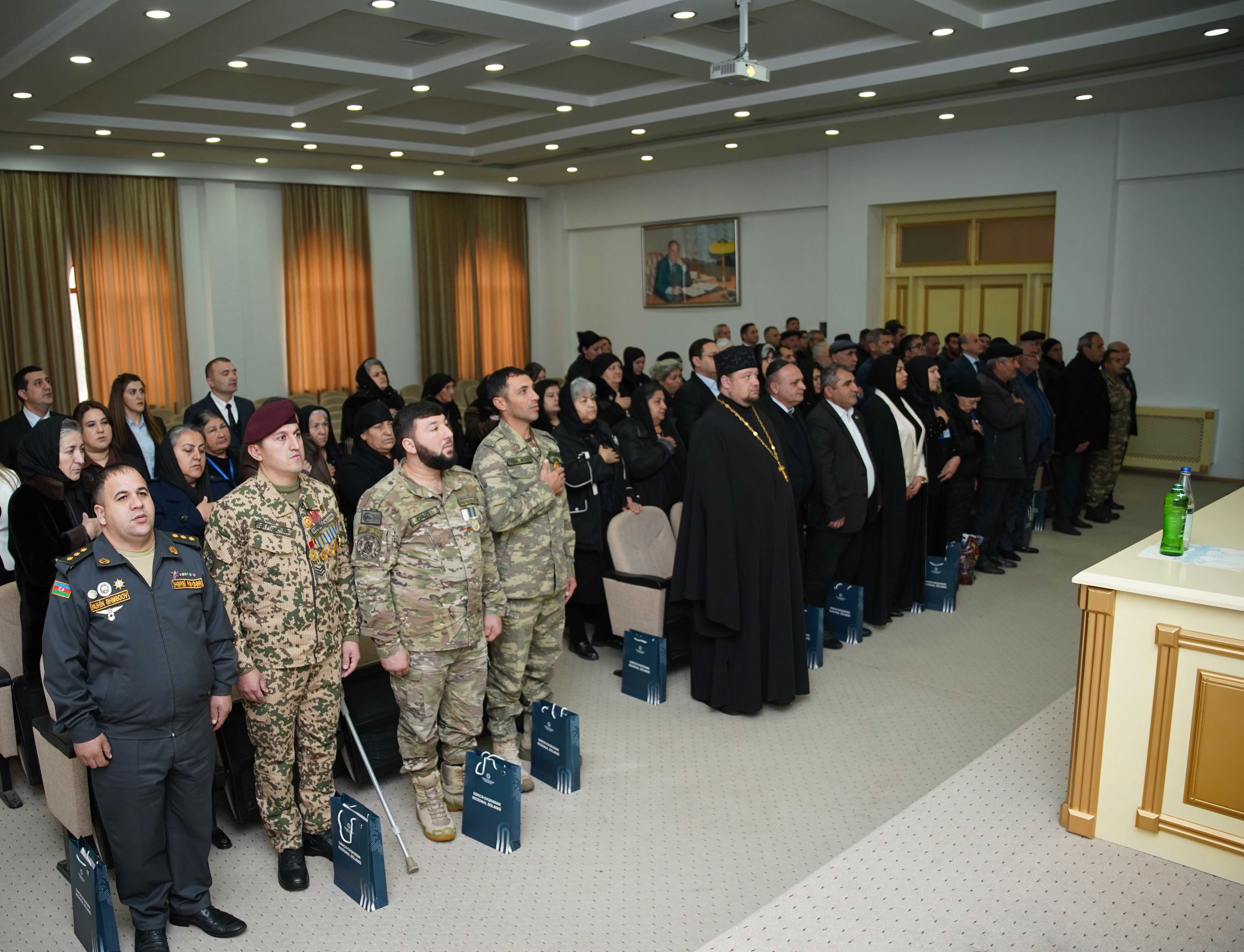 Samuxda “Şəhidlik: Vətənə sevgi və sədaqət zirvəsi” mövzusunda konfrans keçirilib - Image 2