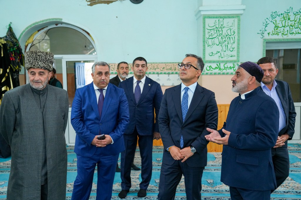 Dövlət Komitəsinin sədri Şabran rayonunda məscidlərin fəaliyyəti ilə tanış olub - Image 19