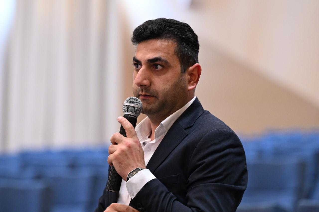 “Dini maarifləndirmə və gənclərlə iş” mövzusunda təlim proqramının açılış mərasimi keçirilib - Image 17