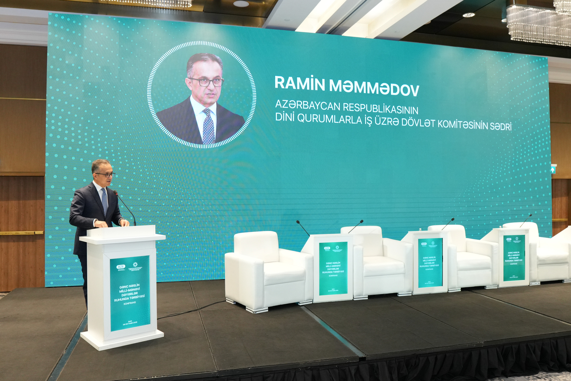 Bakıda “Gənc nəslin milli-mənəvi dəyərlər ruhunda tərbiyəsi” mövzusunda konfrans keçirilir - Image 11