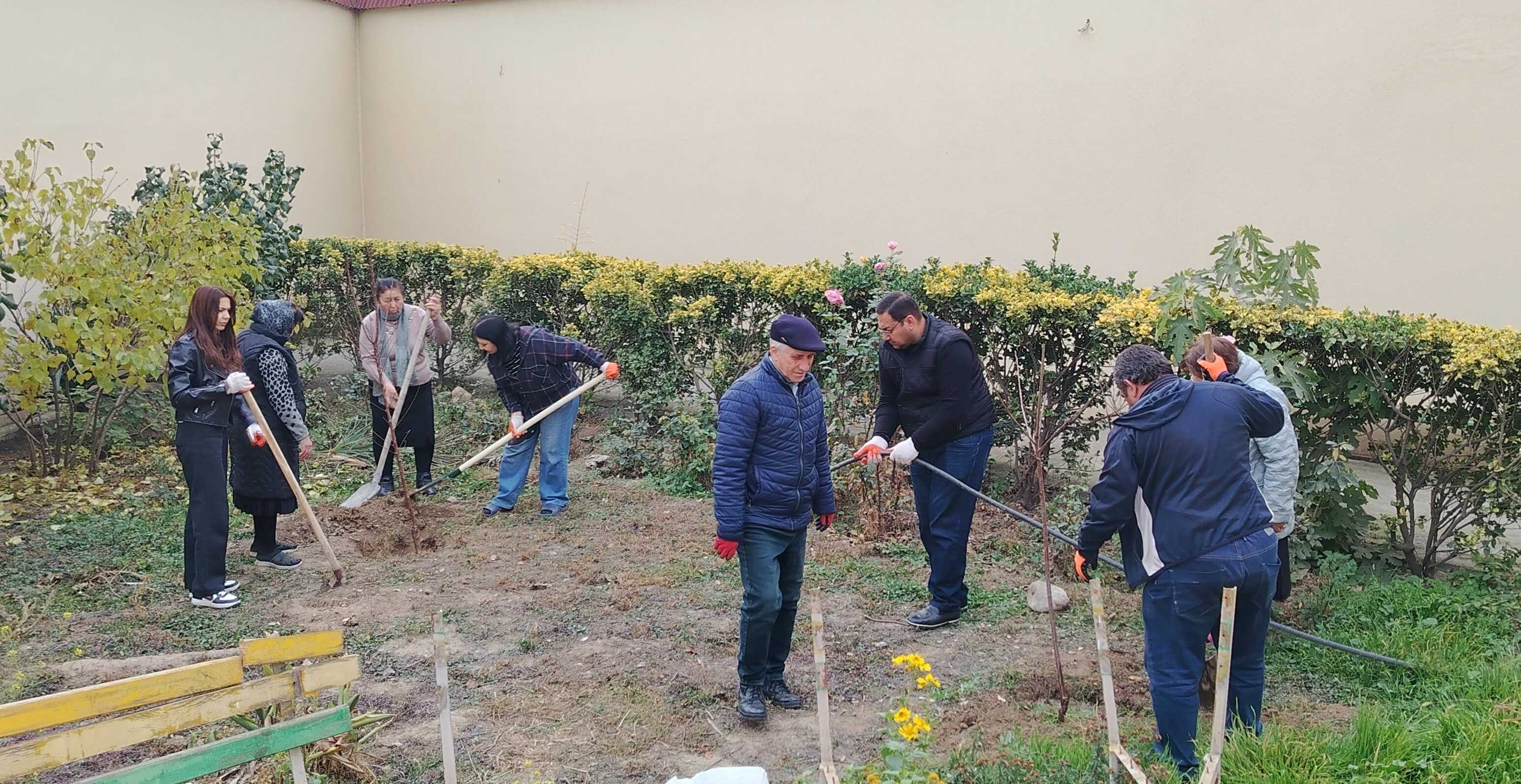 Ümummilli Lider Heydər Əliyevin Anım günü münasibətilə “Yaşıl gələcək naminə” aksiyasına start verilib - Image 5