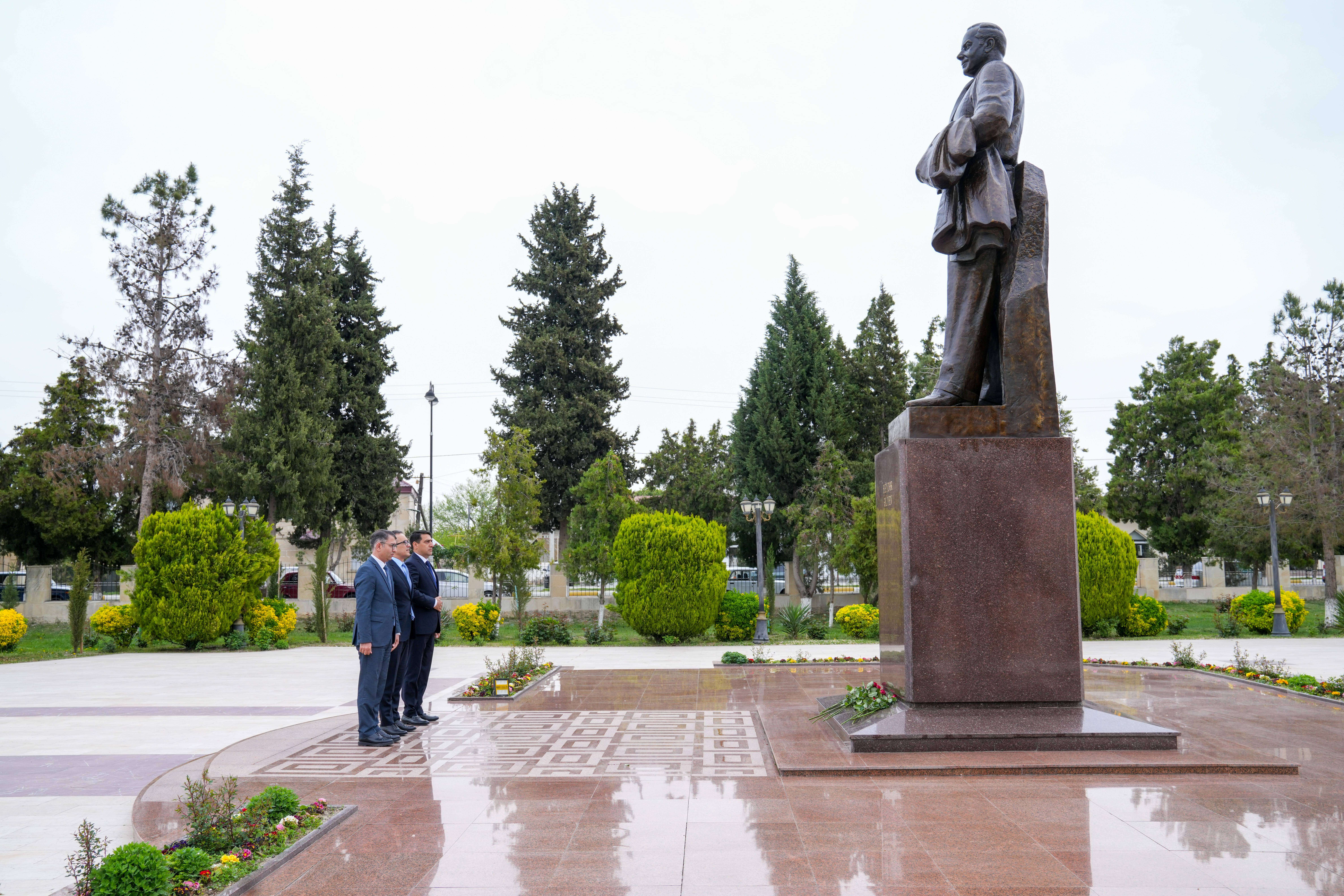 Dövlət Komitəsinin sədri Zərdab rayonunda vətəndaşların müraciətlərini dinləyib - Image 21