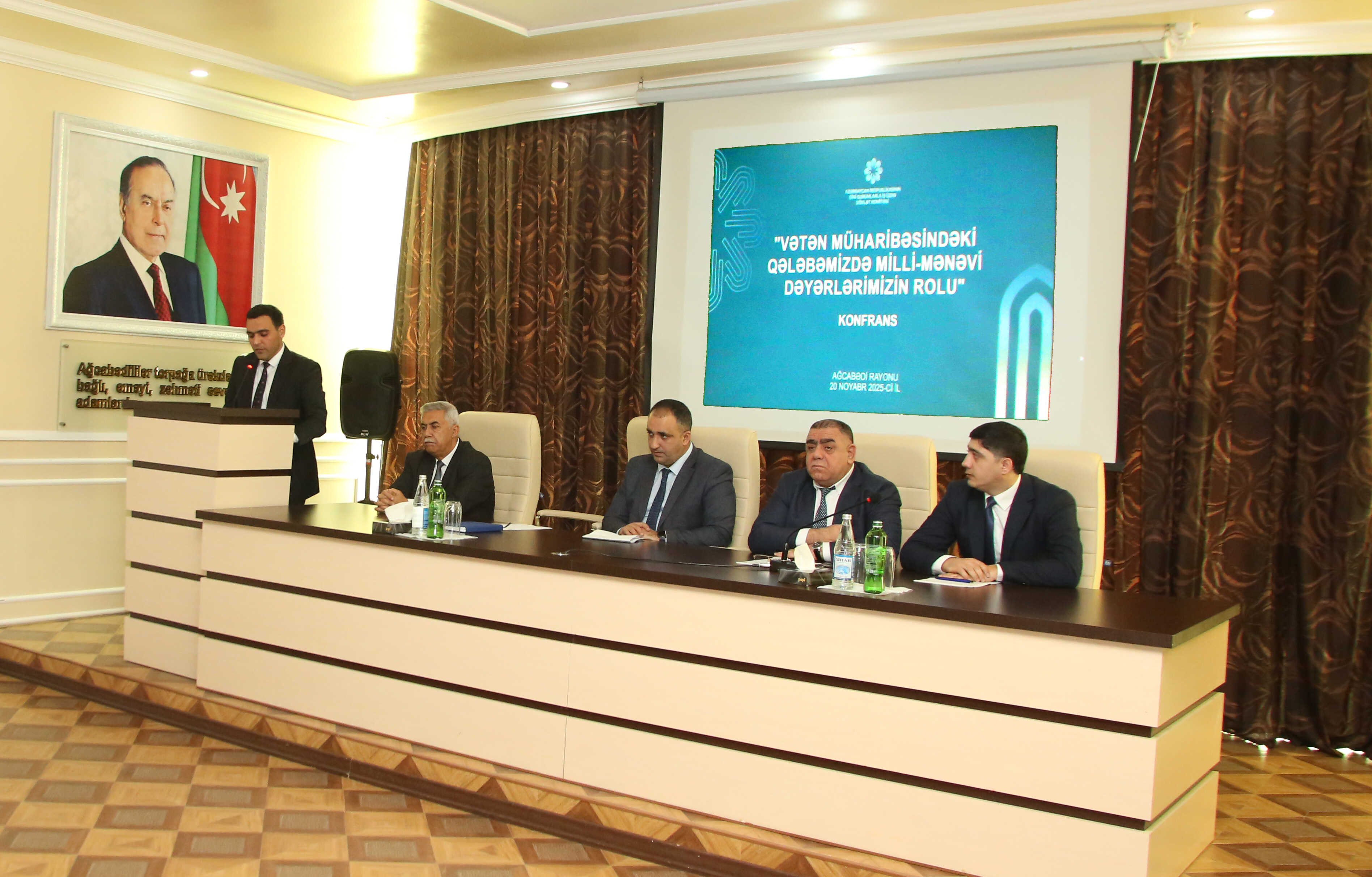 Ağcabədi rayonunda “Vətən müharibəsindəki qələbəmizdə milli-mənəvi dəyərlərimizin rolu” mövzusunda konfrans keçirilib - Image 3