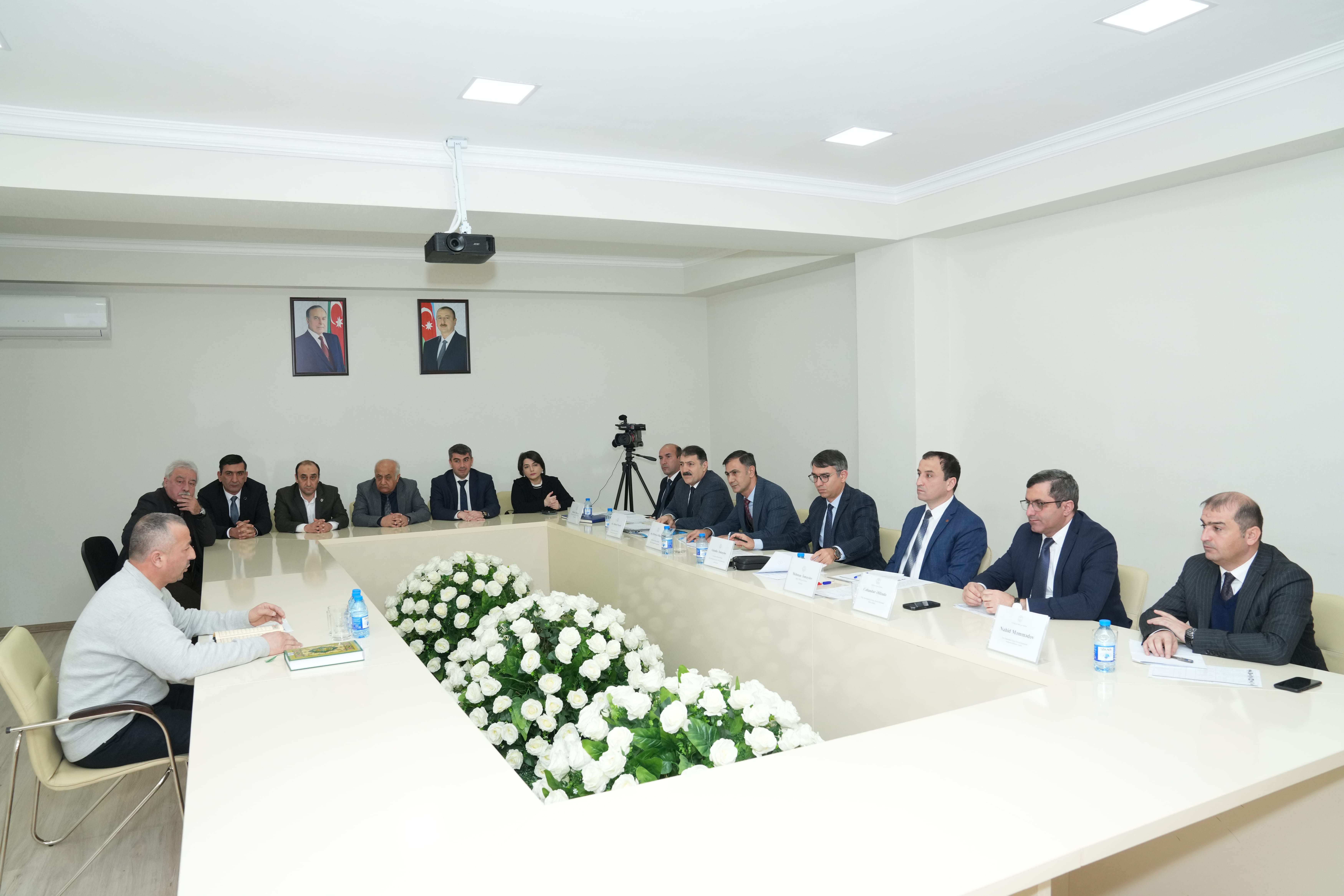 Dövlət Komitəsi yanında İctimai Şuranın üzvləri ibadət yerlərində vakant vəzifələrin tutulması üçün keçirilən müsahibə prosesini izləyiblər - Image 2