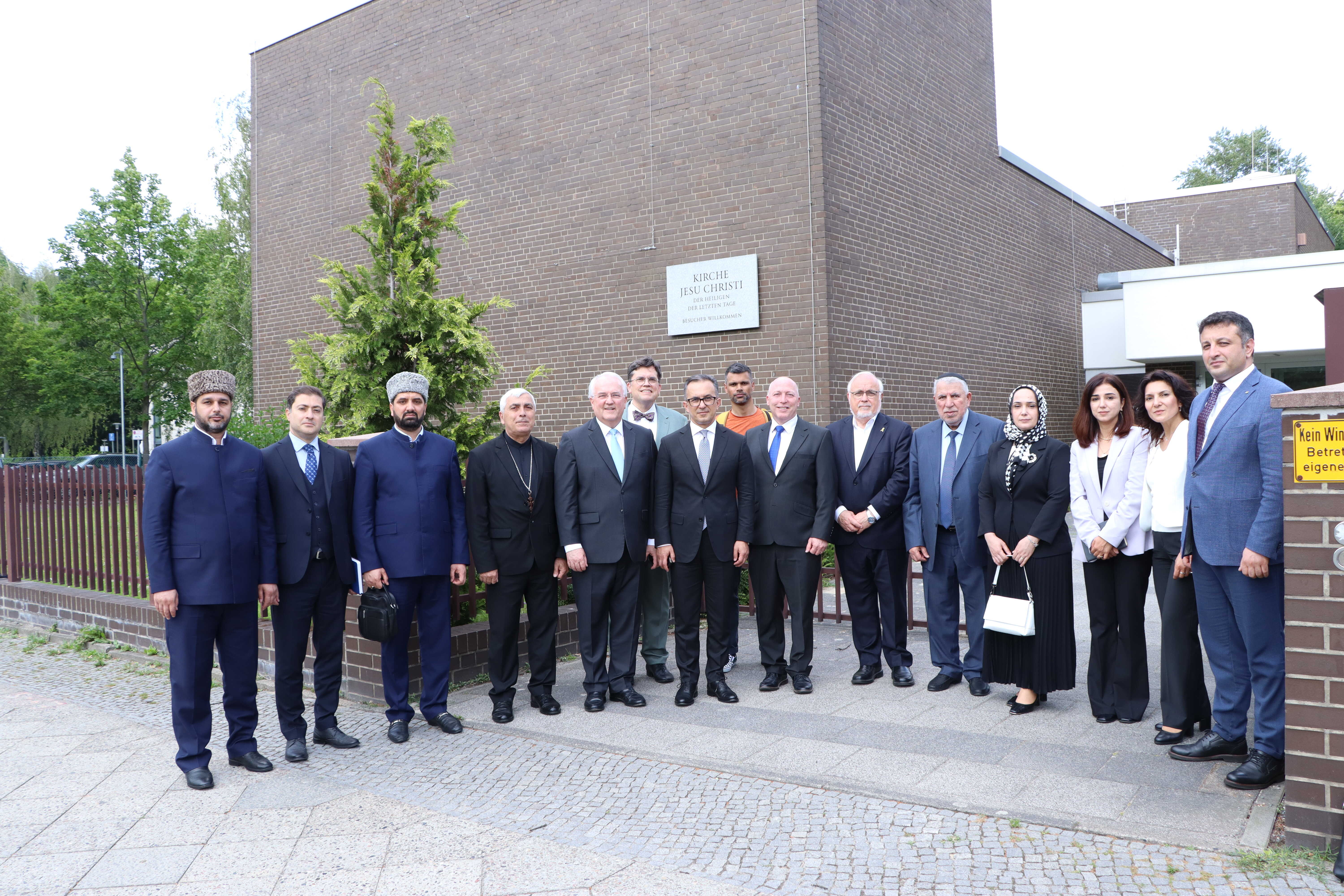 İsa Məsihin Sonuncu Gün Müqəddəsləri Kilsəsinin Avropa üzrə nümayəndəsi ilə görüş keçirilib - Image 4