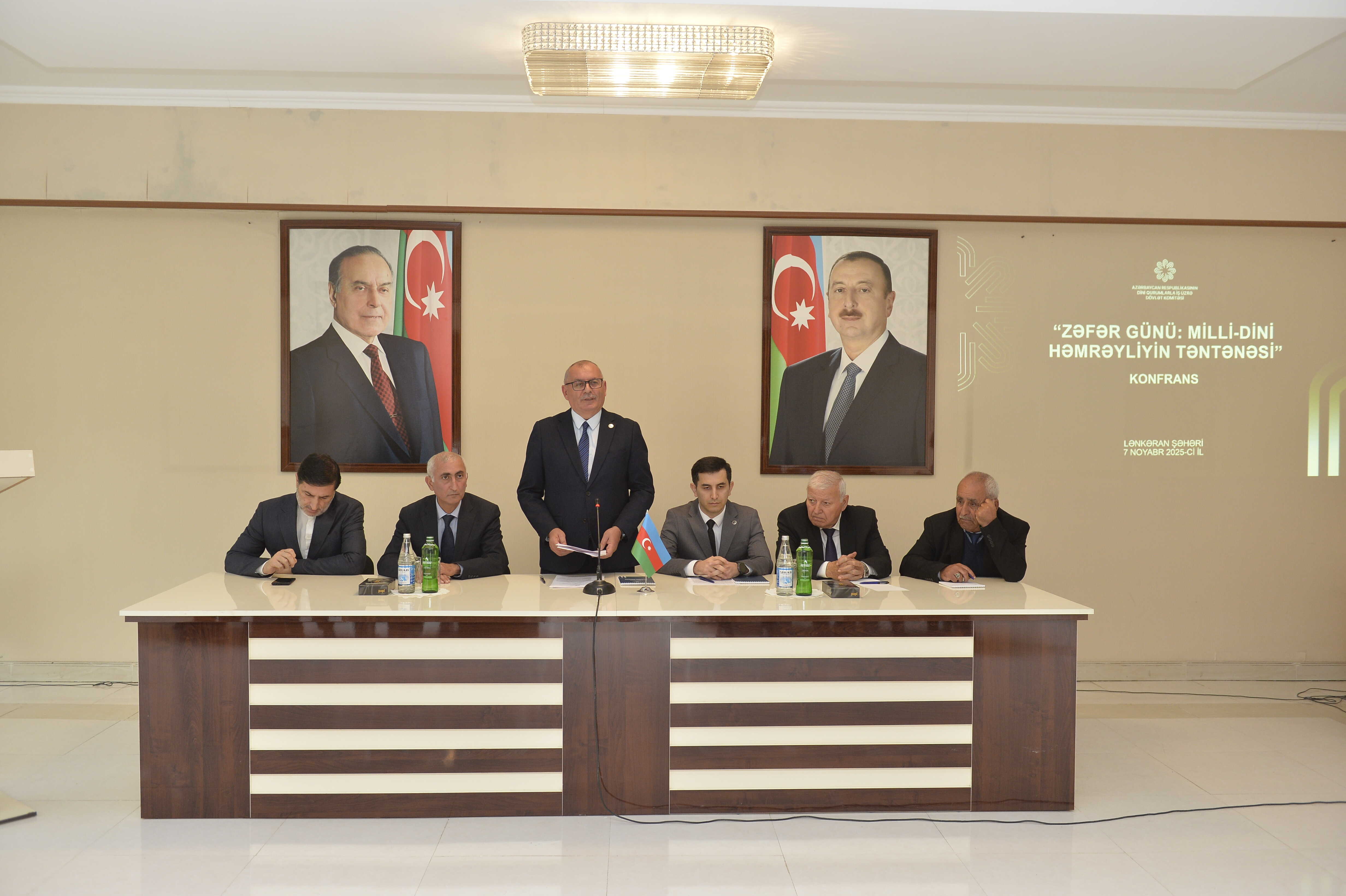 Lənkəranda “Zəfər Günü: Milli-dini həmrəyliyin təntənəsi” mövzusunda konfrans keçirilib - Image 10