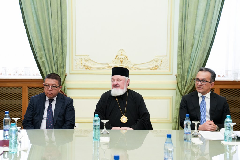 Dövlət Komitəsinin nümayəndə heyəti Rumıniya patriarxlığında görüş keçirib - Image 4