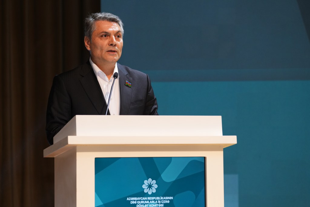 Ağdaşda “Məzhəb ayrı-seçkiliyi: həmrəyliyə təhdid kimi” mövzusunda regional konfrans keçirilir - Image 13