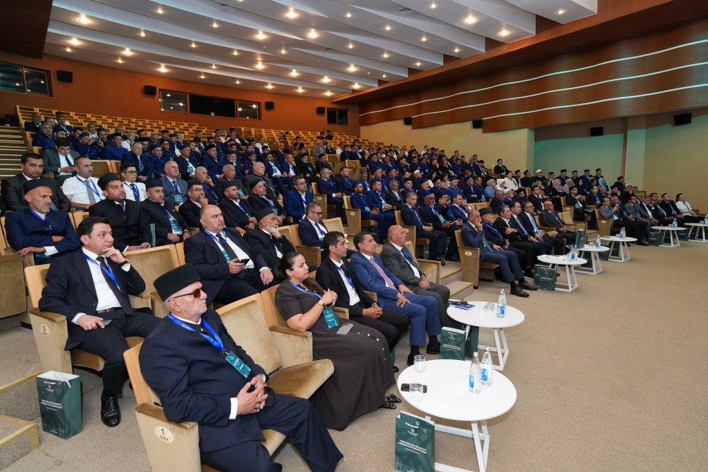 Ağdaşda keçirilən regional konfrans işini yekunlaşdırıb - Image 6