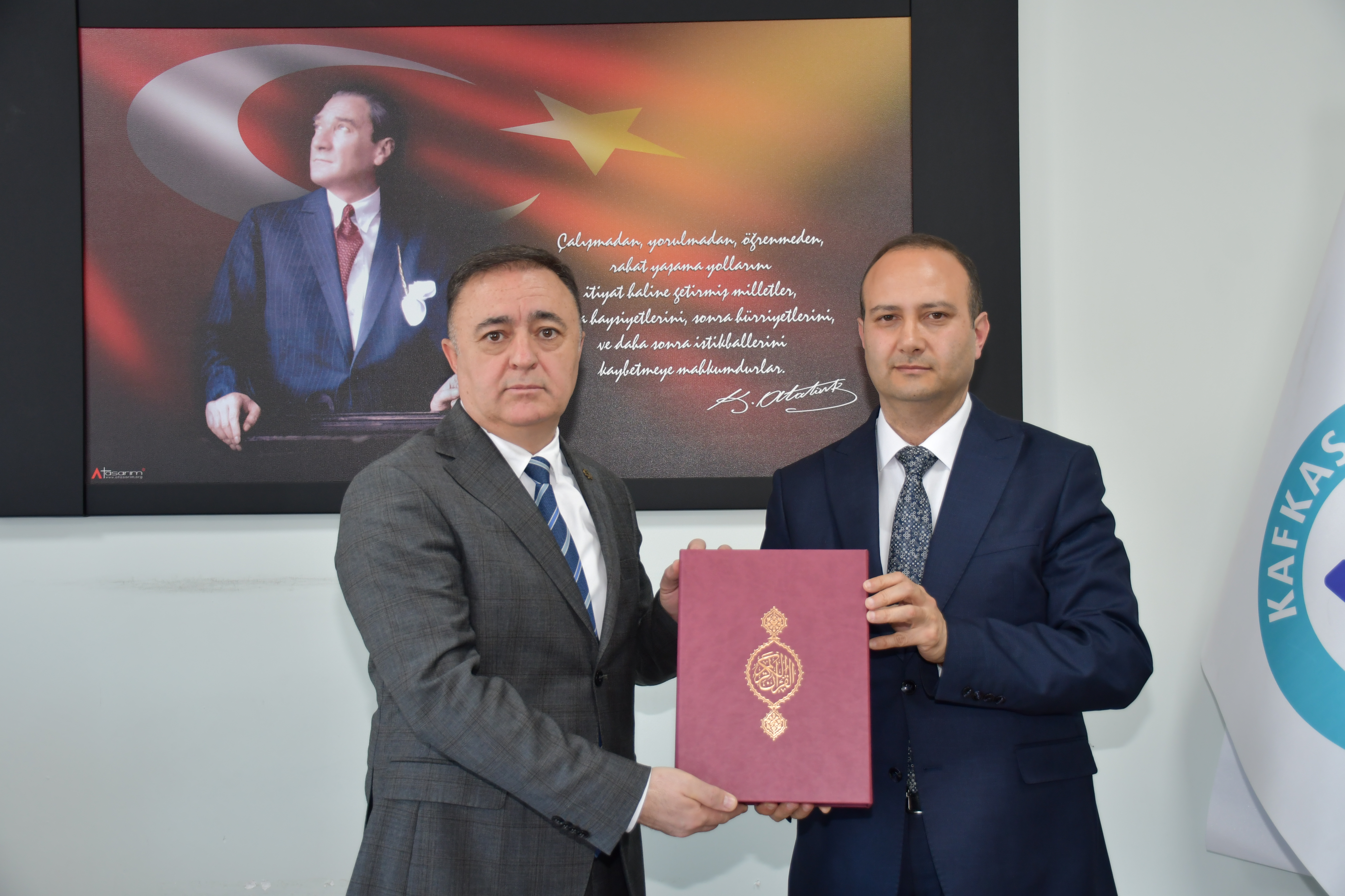 Azərbaycan İlahiyyat İnstitutu ilə Qars Qafqaz Universiteti arasında imzalanan memorandumun müddəti uzadılıb - Image 1