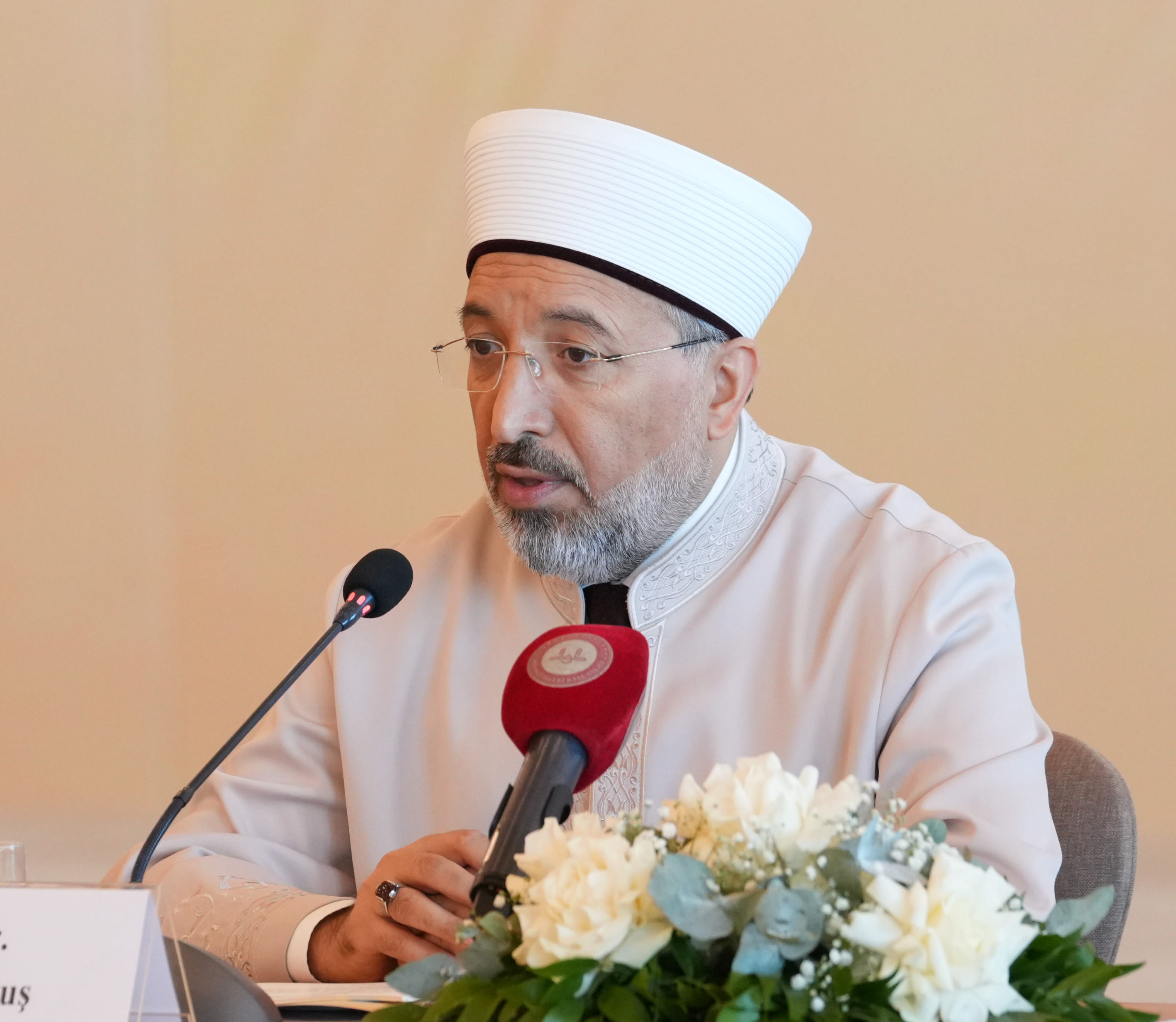 Dövlət Komitəsinin sədri TDT-nin Müsəlman dini idarə rəhbərləri Şurasının 7-ci Görüşü çərçivəsində keçirilən beynəlxalq konfransda çıxış edib - Image 7