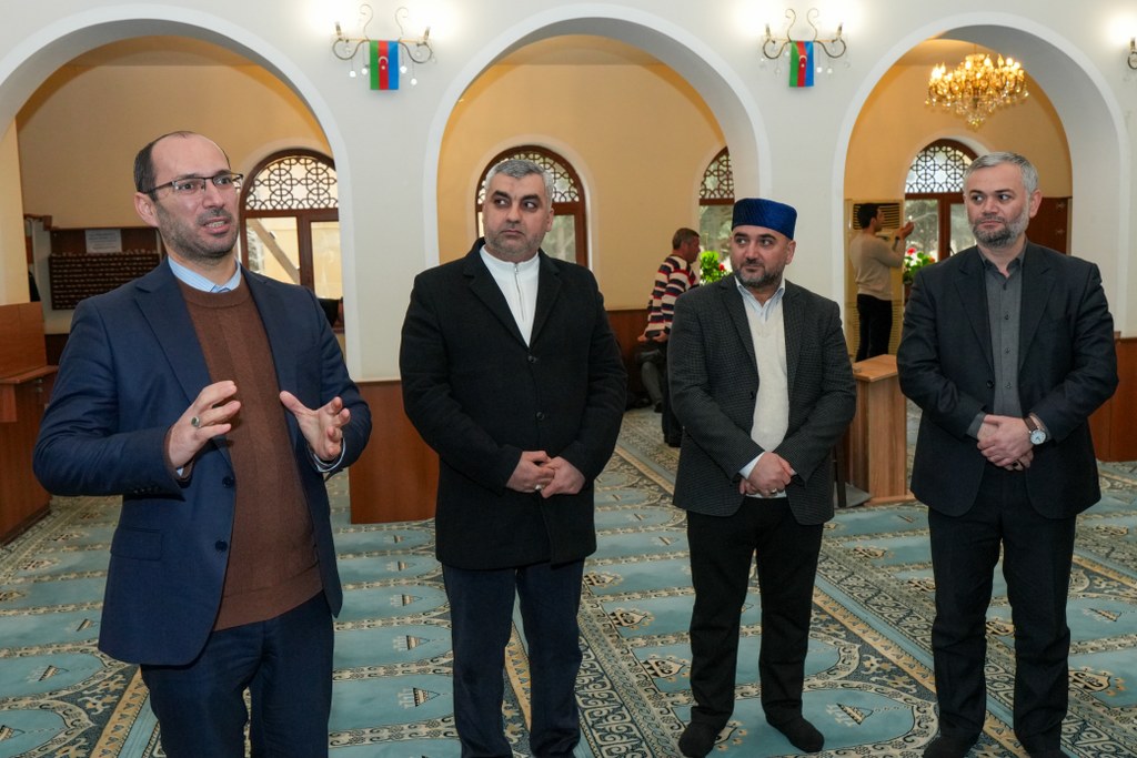 Dövlət Komitəsinin sədri Sumqayıtda dini ibadətgahları ziyarət edib - Image 6