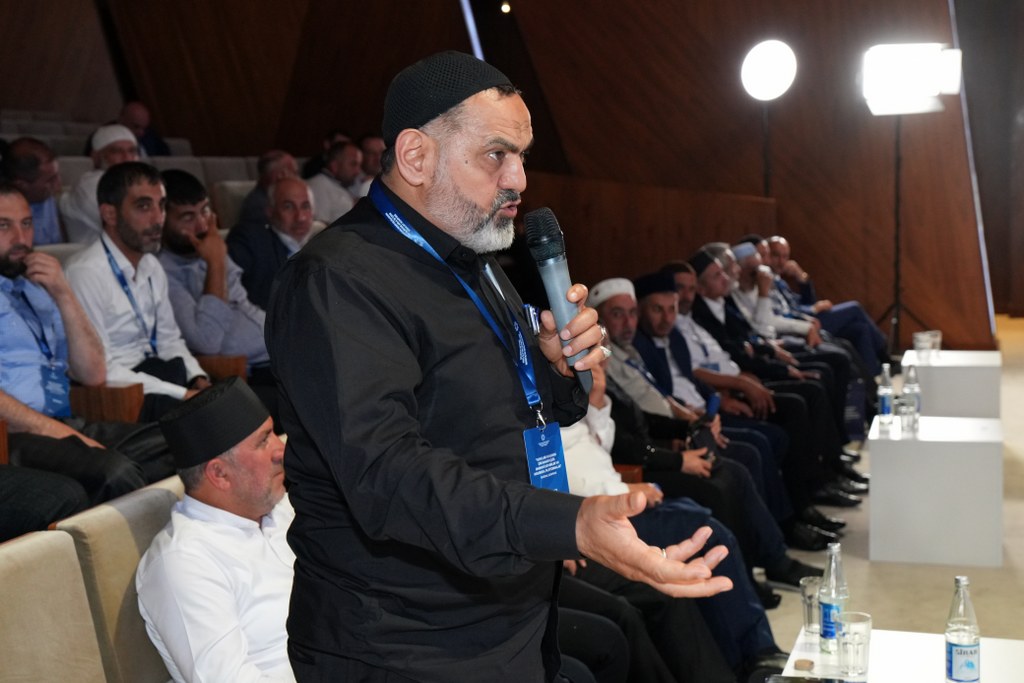 Şəmkirdə din xadimləri üçün “Rəqəmsal dünyada din xadimi” mövzusunda təlim keçirilib - Image 7