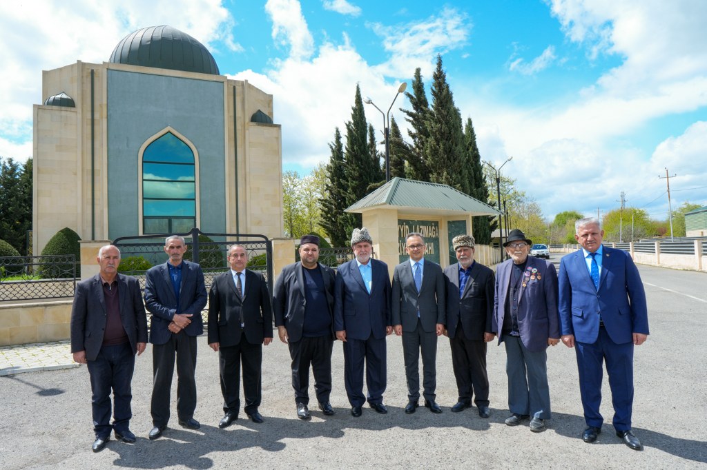 Komitə sədri Ağdam rayonunda din xadimləri ilə görüşüb - Image 5
