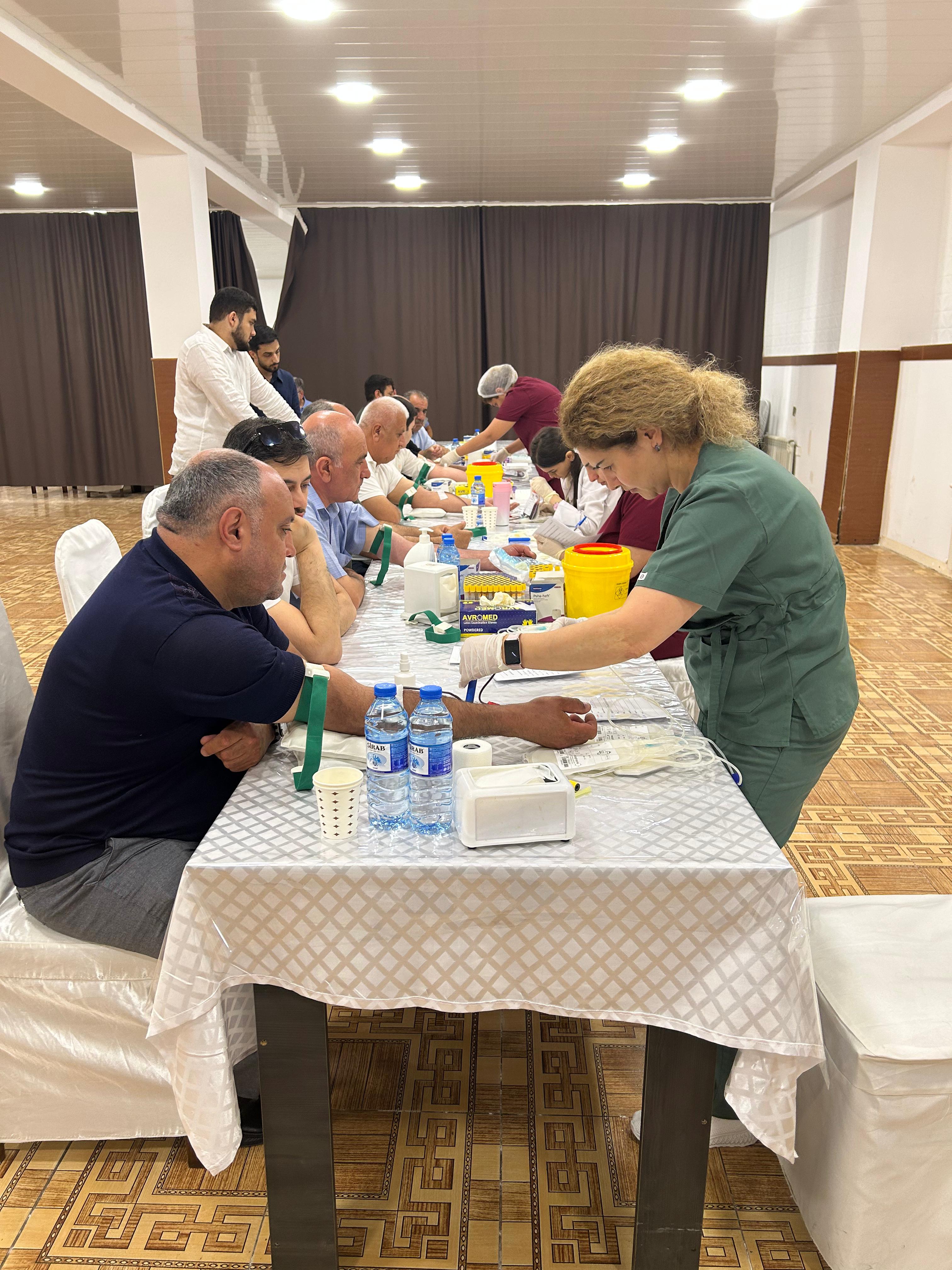 Aşura günü ilə əlaqədar paytaxt və bölgələrdə qanvermə aksiyaları keçirilir - Image 2