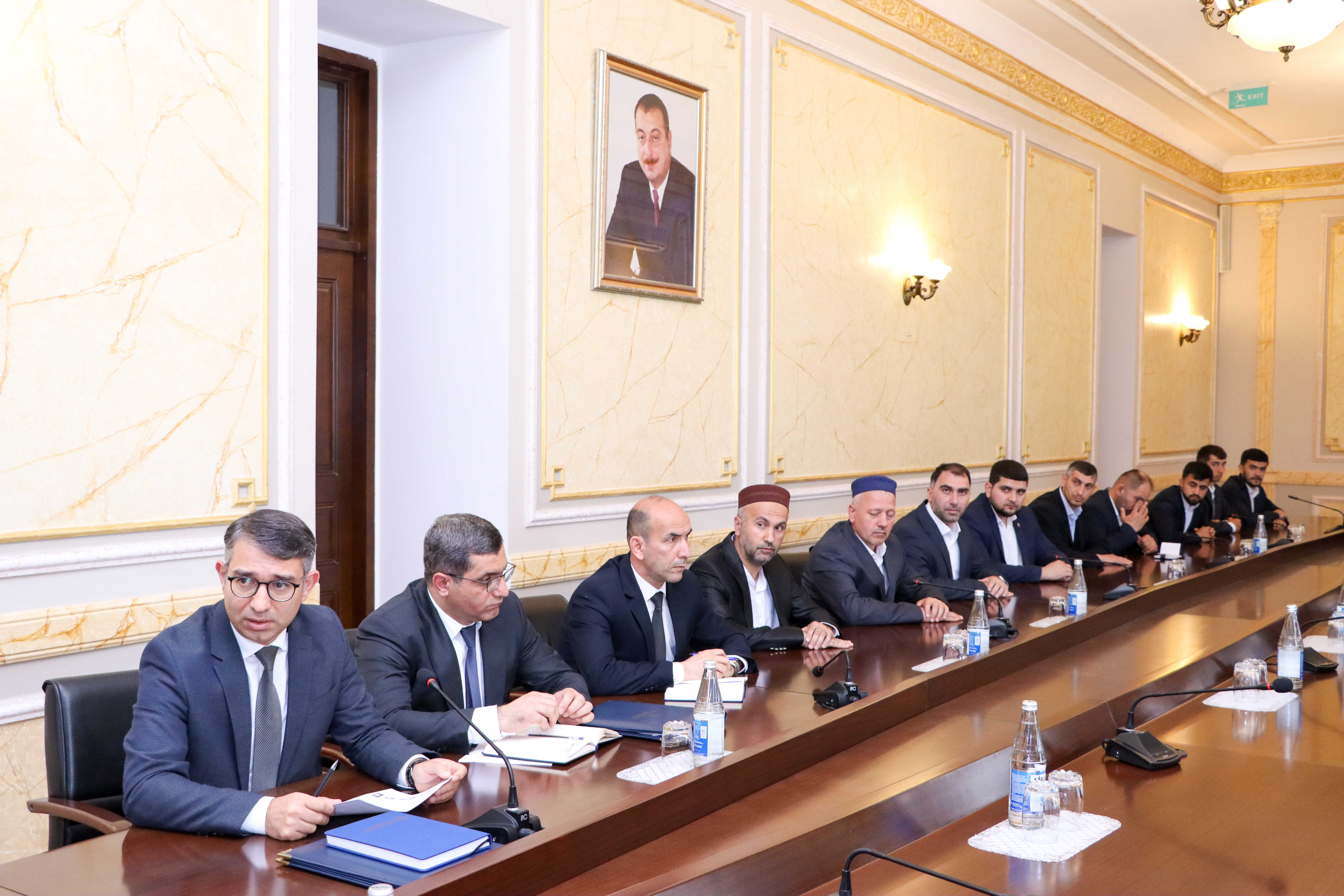 Komitə sədri yeni təyinat alan din xadimləri ilə görüşüb - Image 13