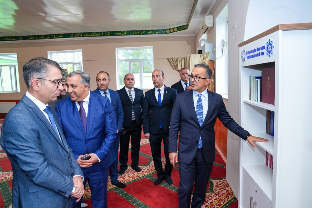 Dövlət Komitəsinin sədri Şabran rayonunda məscidlərin fəaliyyəti ilə tanış olub - Image 6