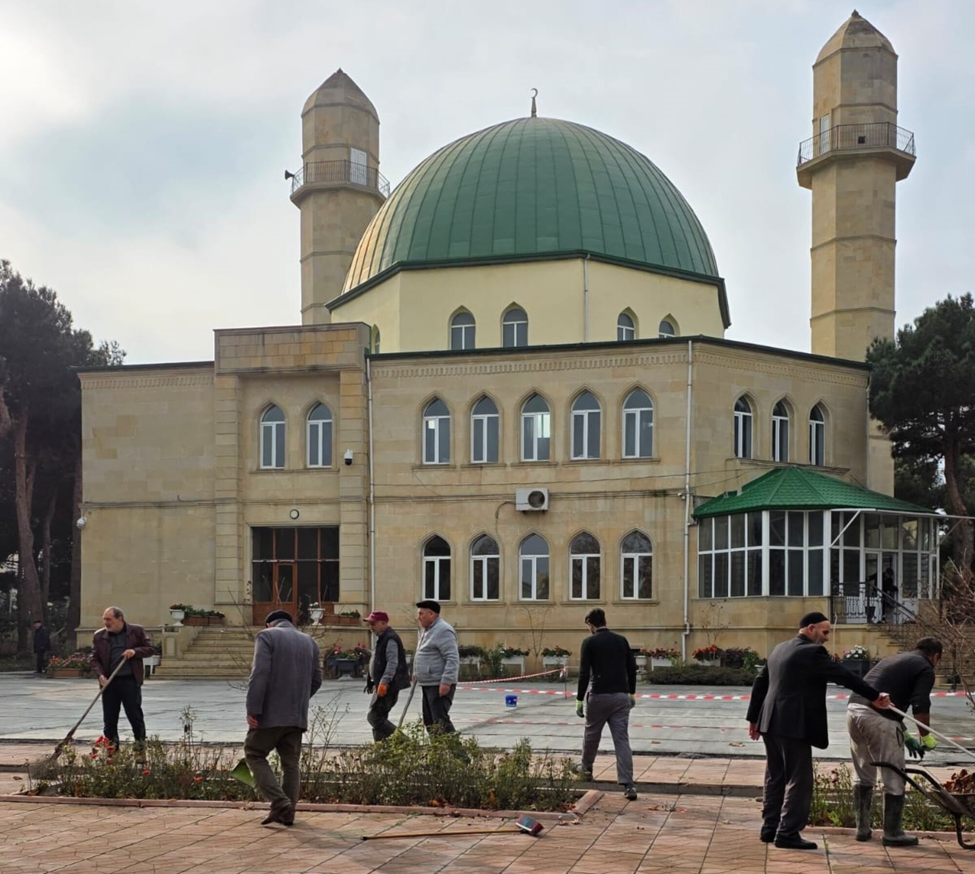 “Yaşıl gələcək naminə” aksiyası davam etdirilir - Image 2