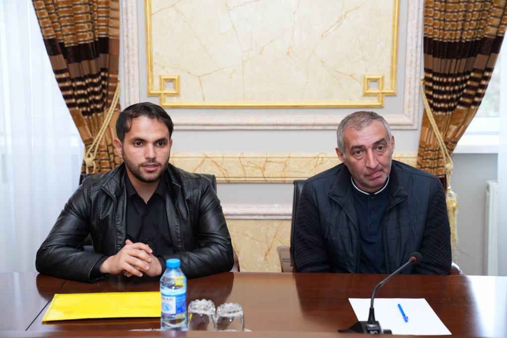 Dövlət Komitəsinin sədri Bakı şəhərində vətəndaşları qəbul edib - Image 3