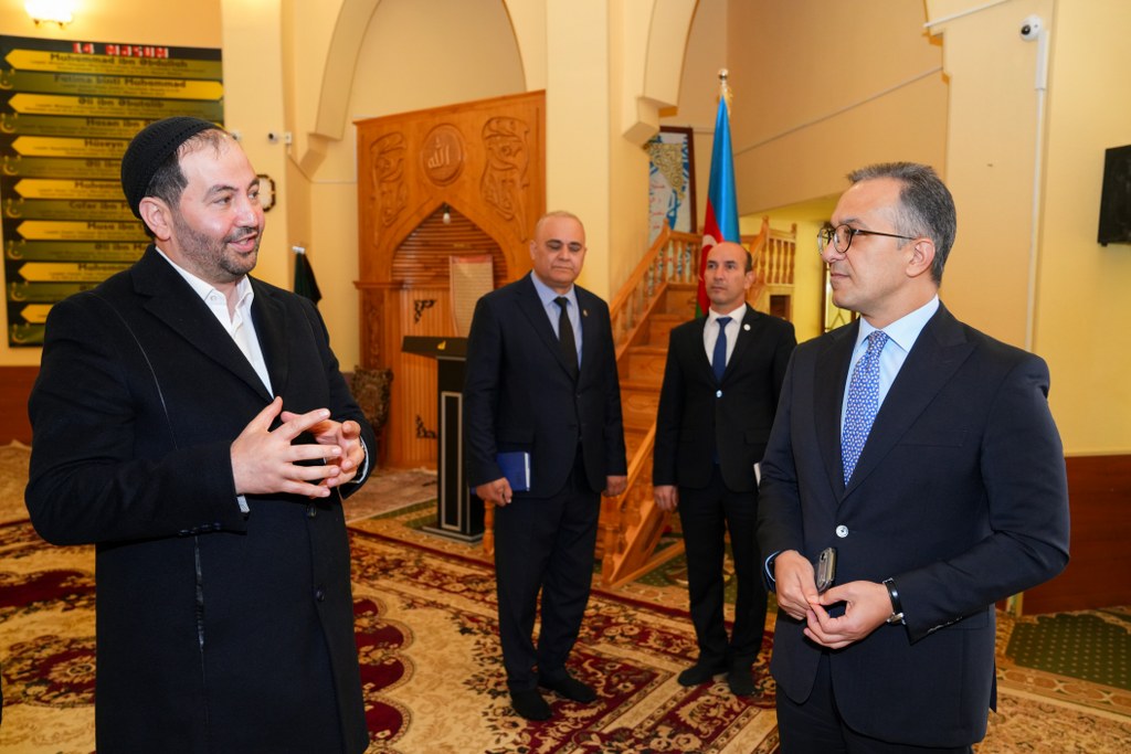Dövlət Komitəsinin sədri İmişlidə məscidləri ziyarət edib - Image 1