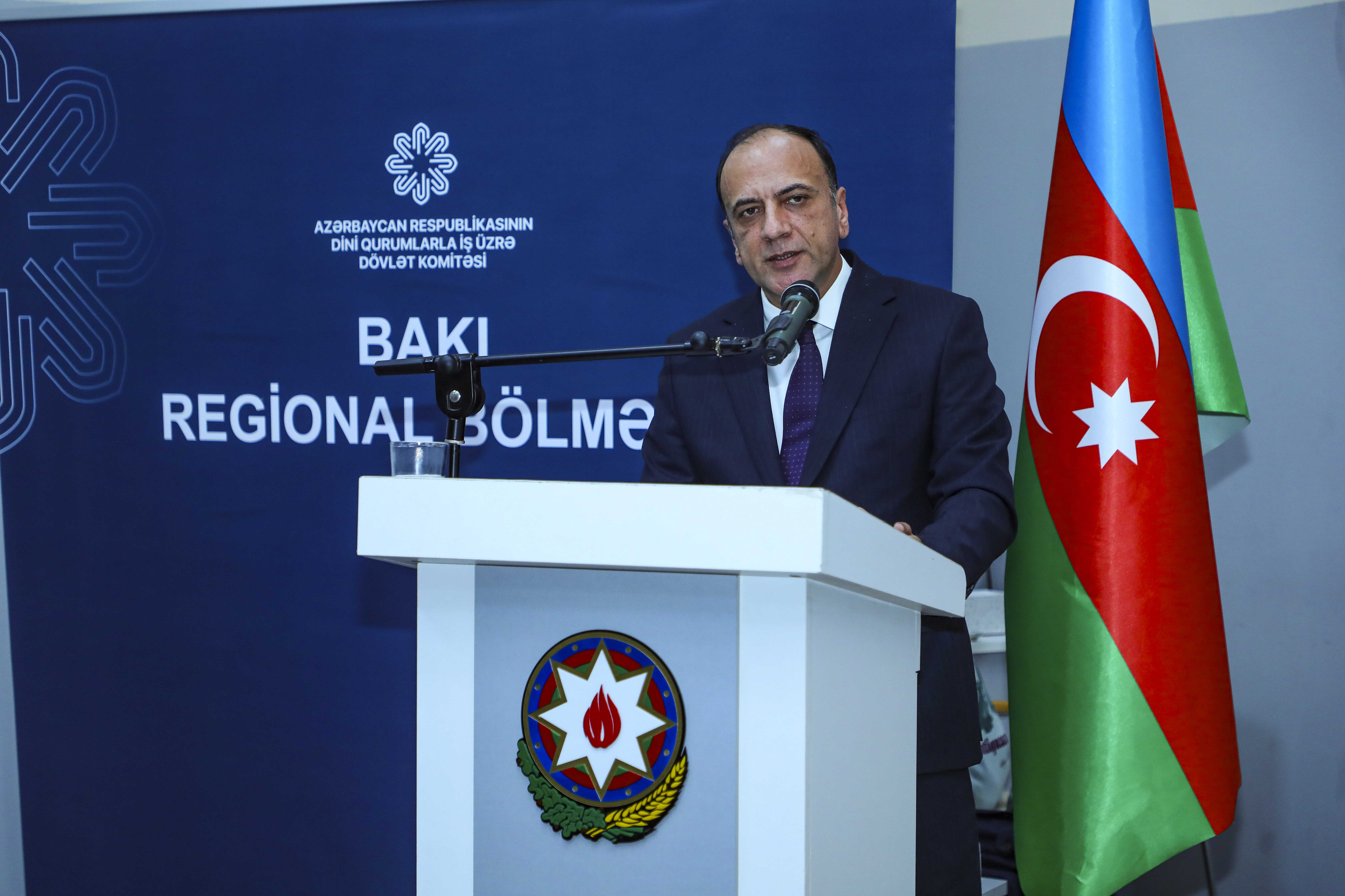 Sabunçu rayonunda “Bir bayraq altında həmrəylik və vətənpərvərlik” mövzusunda konfrans keçirilib - Image 7