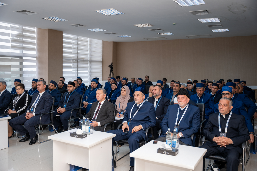 Göyçayda “Peşəkar dini fəaliyyət: müasir çağırışlar kontekstində” mövzusunda seminar-treninq keçirilib - Image 2