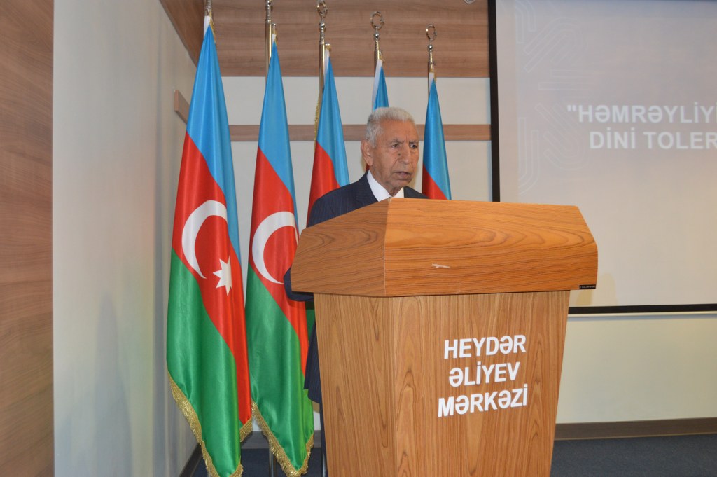 Biləsuvarda “Həmrəyliyin möhkəmləndirilməsində dini tolerantlığın əhəmiyyəti” mövzusunda konfrans keçirilib - Image 6