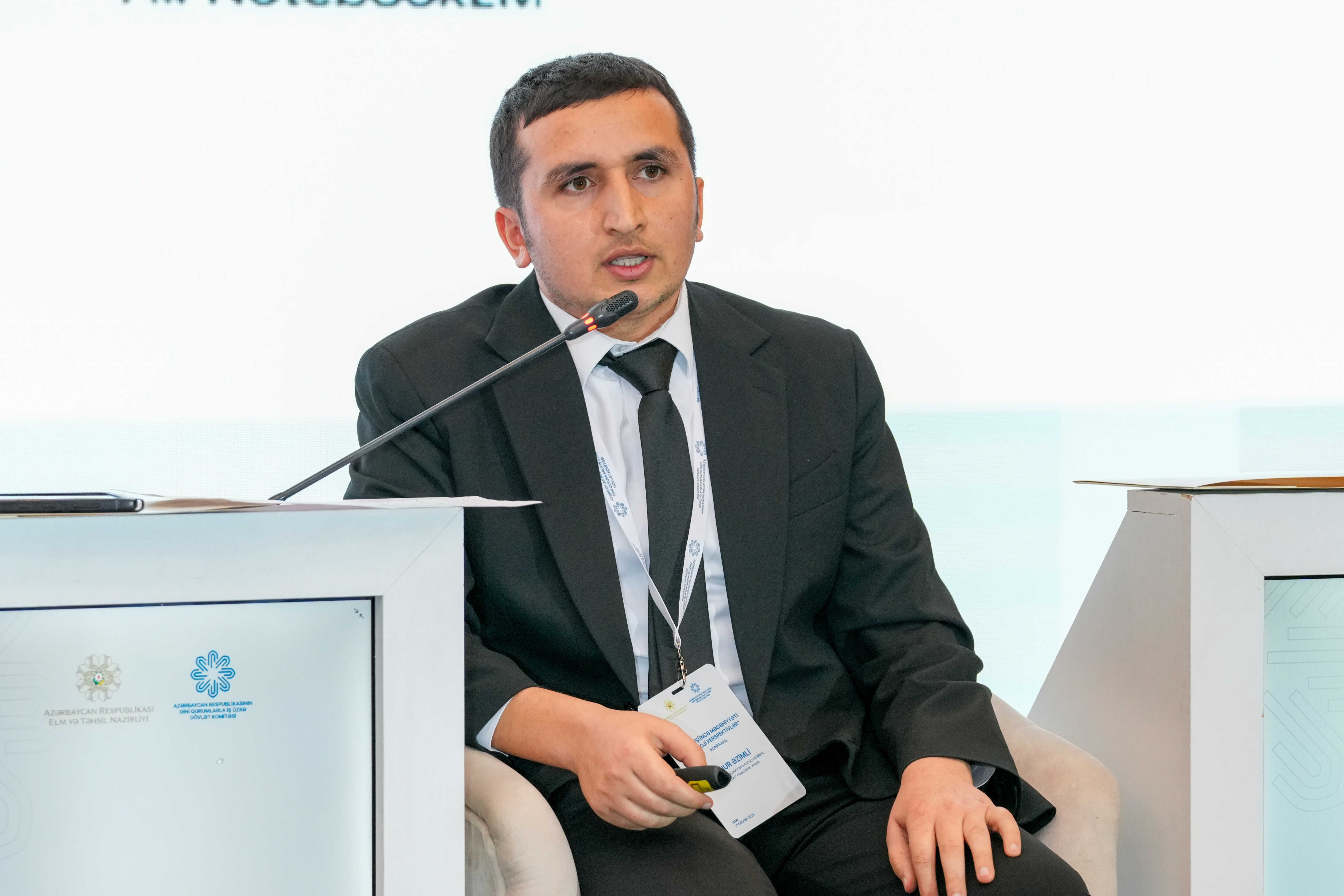 "Dini düşüncə mədəniyyəti: pedaqoji perspektivlər" mövzusunda konfrans başa çatıb - Image 9