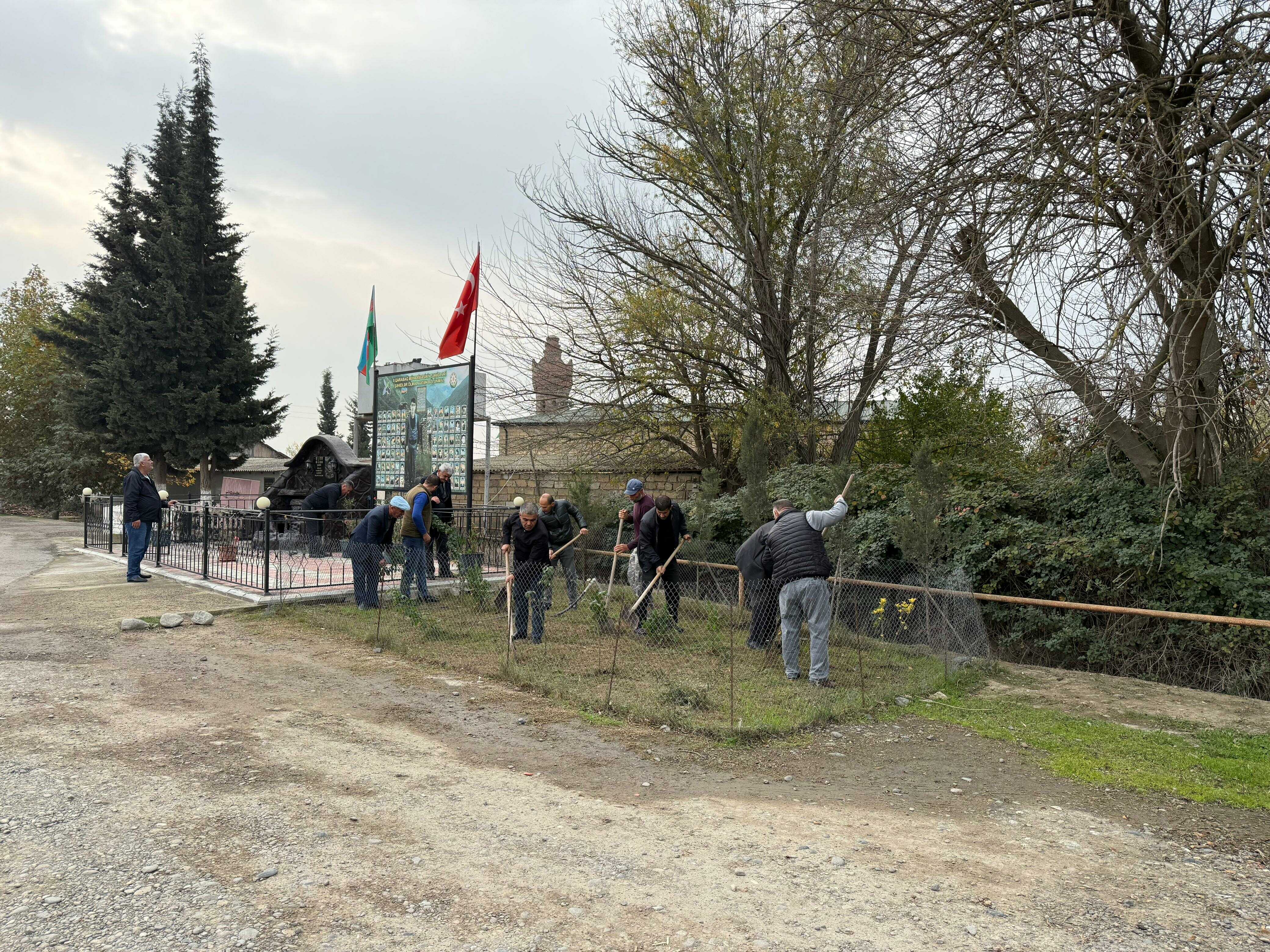 “Yaşıl gələcək naminə” aksiyası davam etdirilir - Image 21