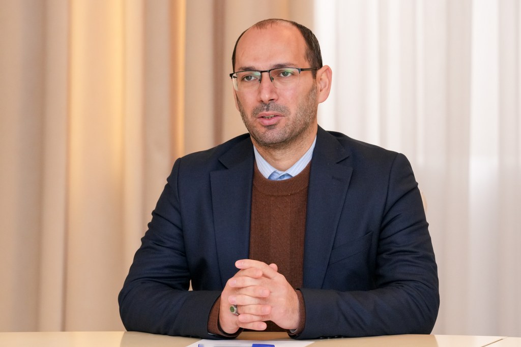 Dövlət Komitəsinin sədri Sumqayıtda vətəndaşları qəbul edib - Image 8