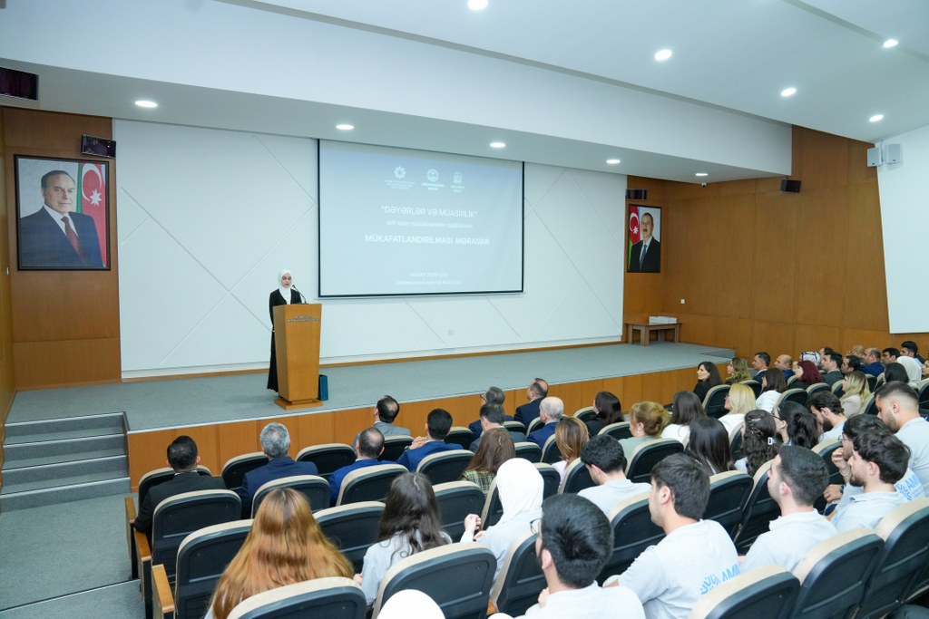 “Dəyərlər və müasirlik” adlı esse müsabiqəsinin qalibləri mükafatlandırılıb - Image 9